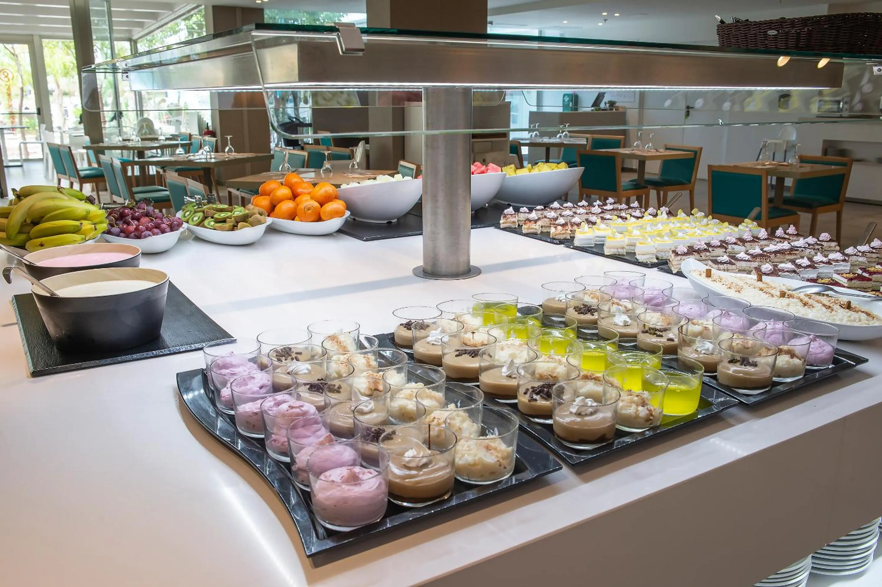 Restaurant/places to eat in Hotel Roquetas El Palmeral by Pierre & Vacances