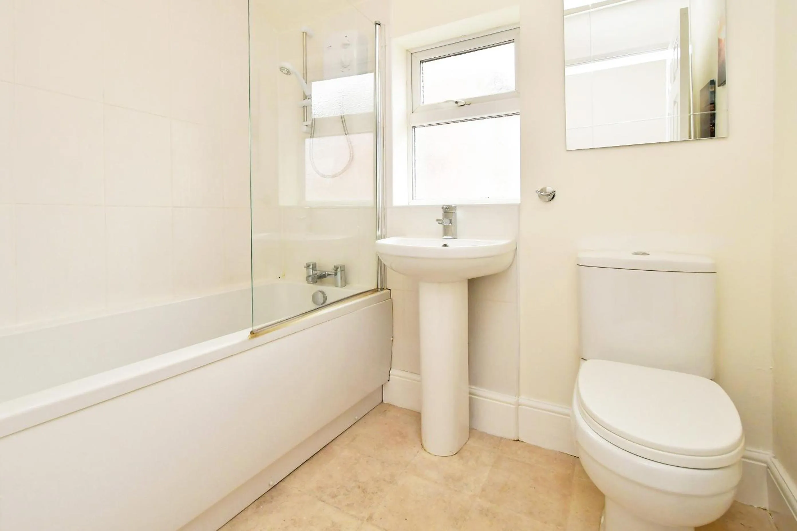 Bathroom in Townhouse @ Earle Street Crewe