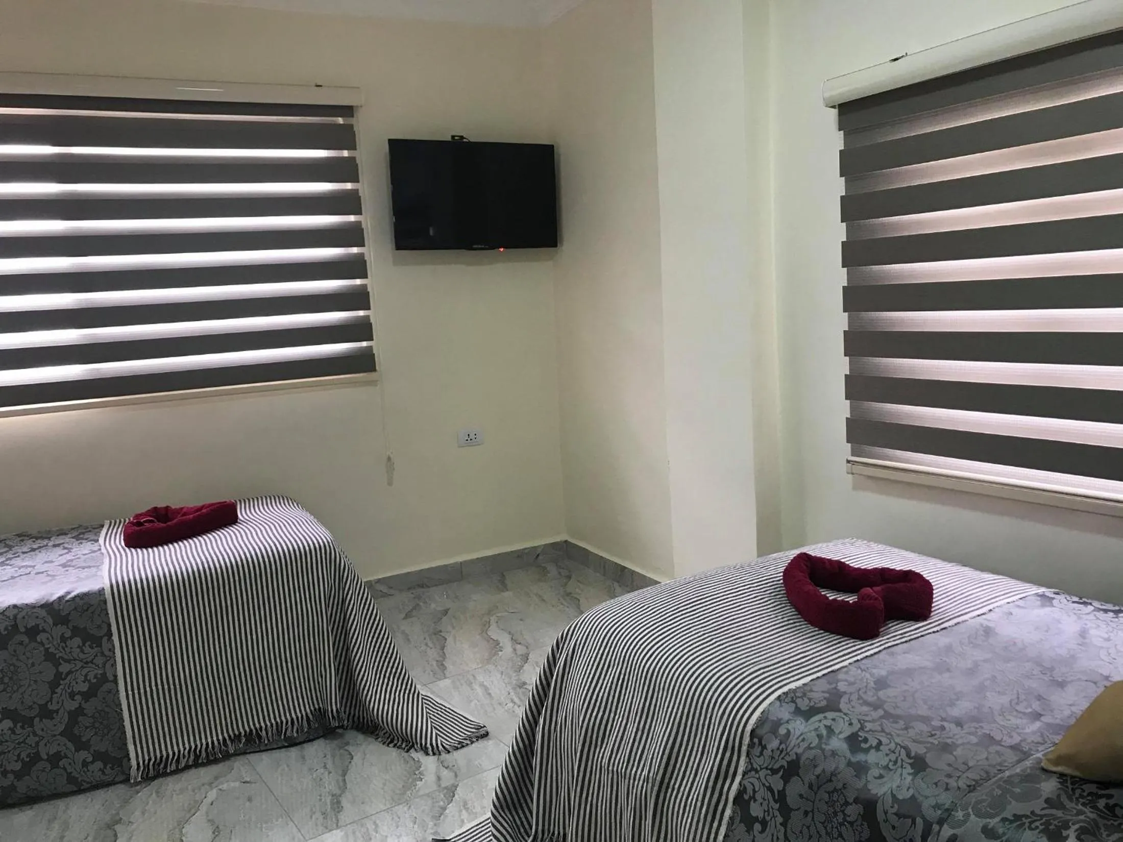 Photo of the whole room, Bed in Jordan Tower Hotel