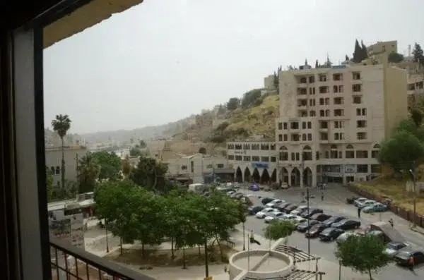 Single Room with Shared Bathroom in Jordan Tower Hotel Single Room with Shared Bathroom in Jordan Tower Hotel