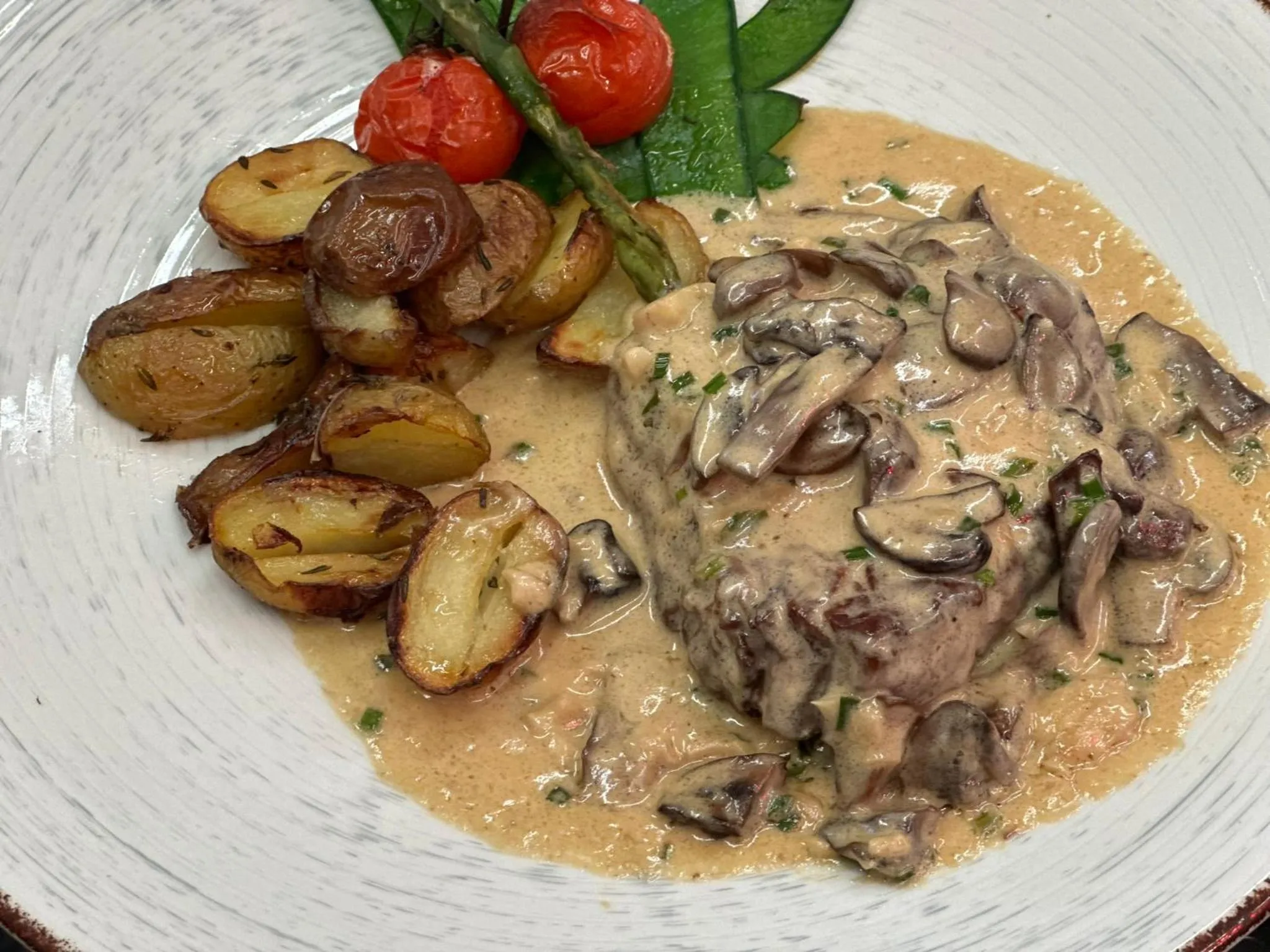 Restaurant/places to eat in Hôtel de la Tabletterie