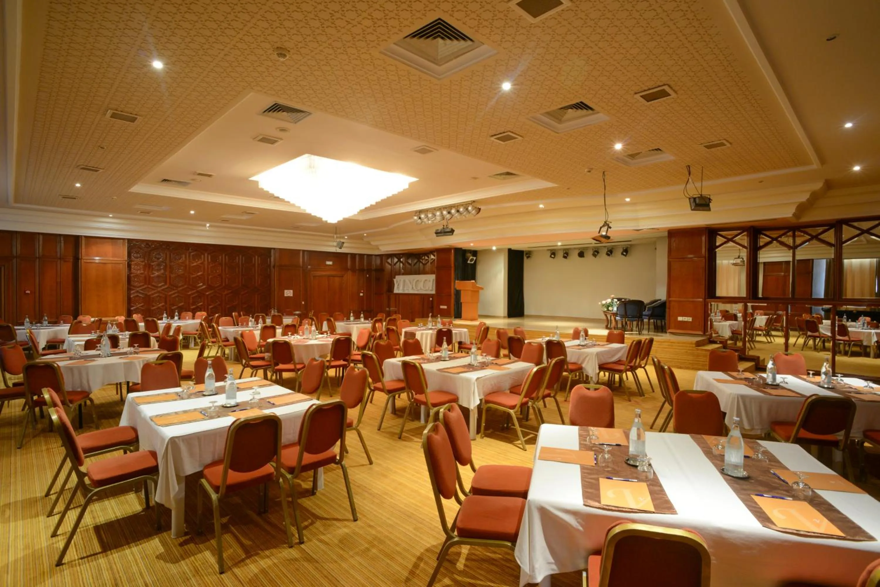 Meeting/conference room in Vincci Helios Beach