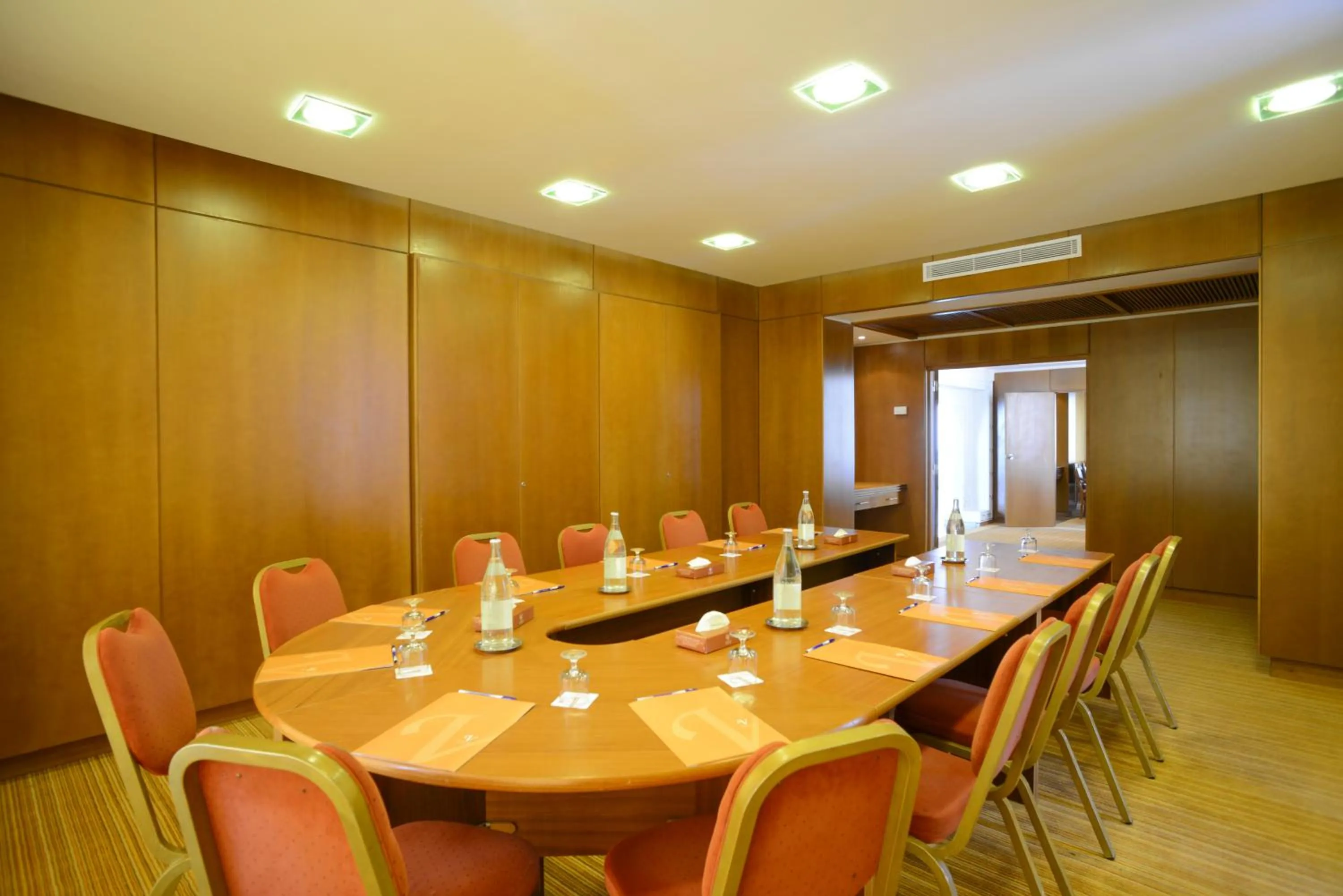 Meeting/conference room in Vincci Helios Beach