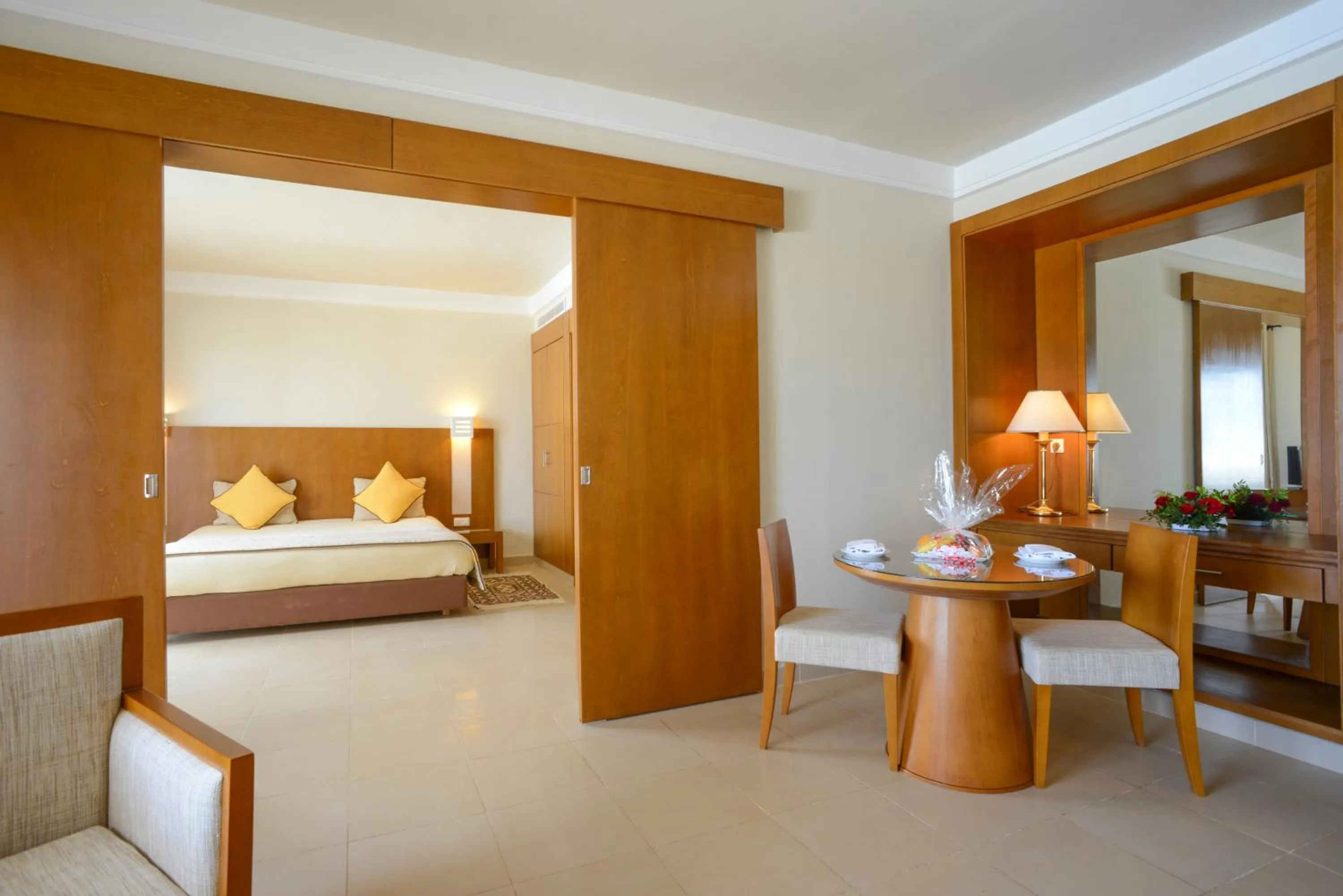 Bedroom, Bed in Vincci Helios Beach