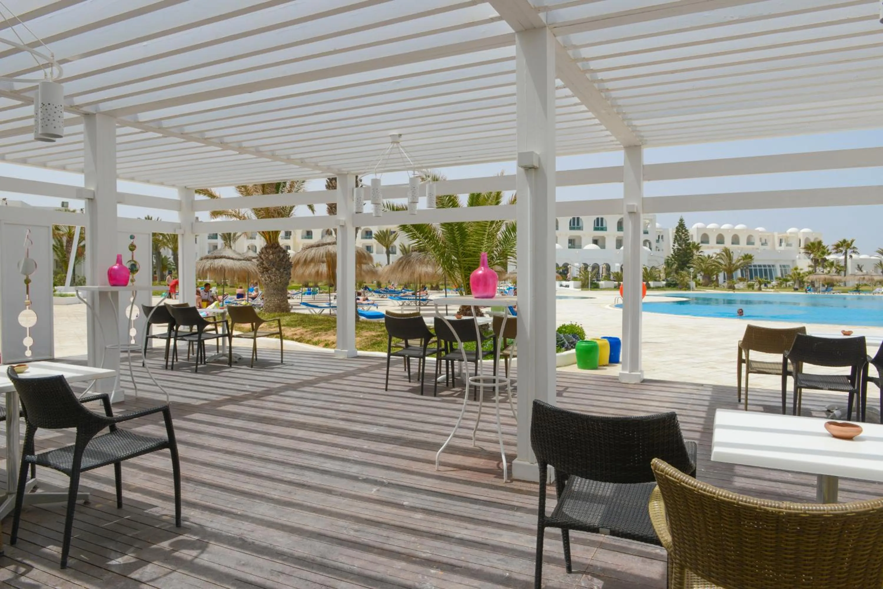 Restaurant/places to eat in Vincci Helios Beach