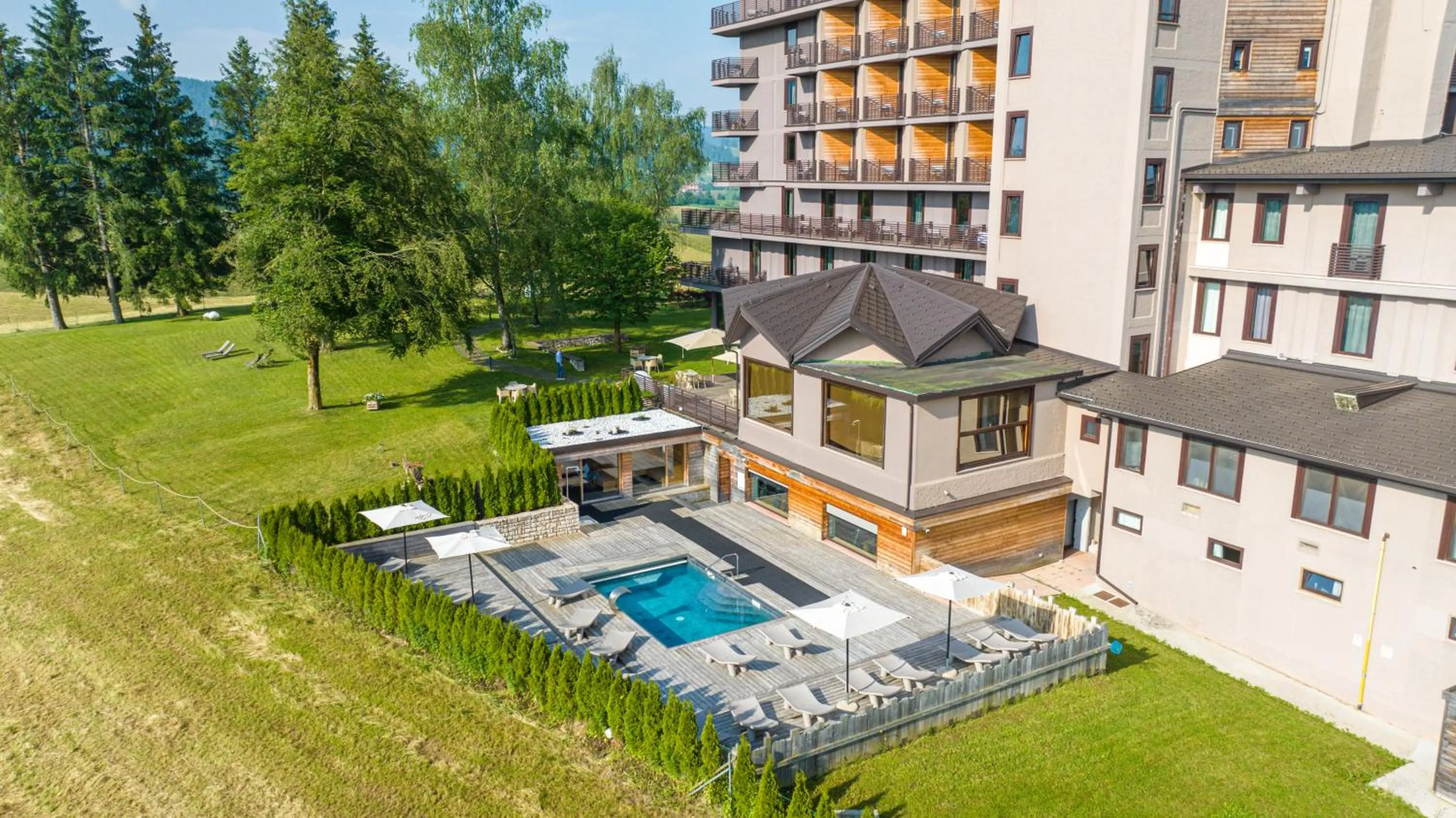 Property building in Linta Hotel Wellness & Spa