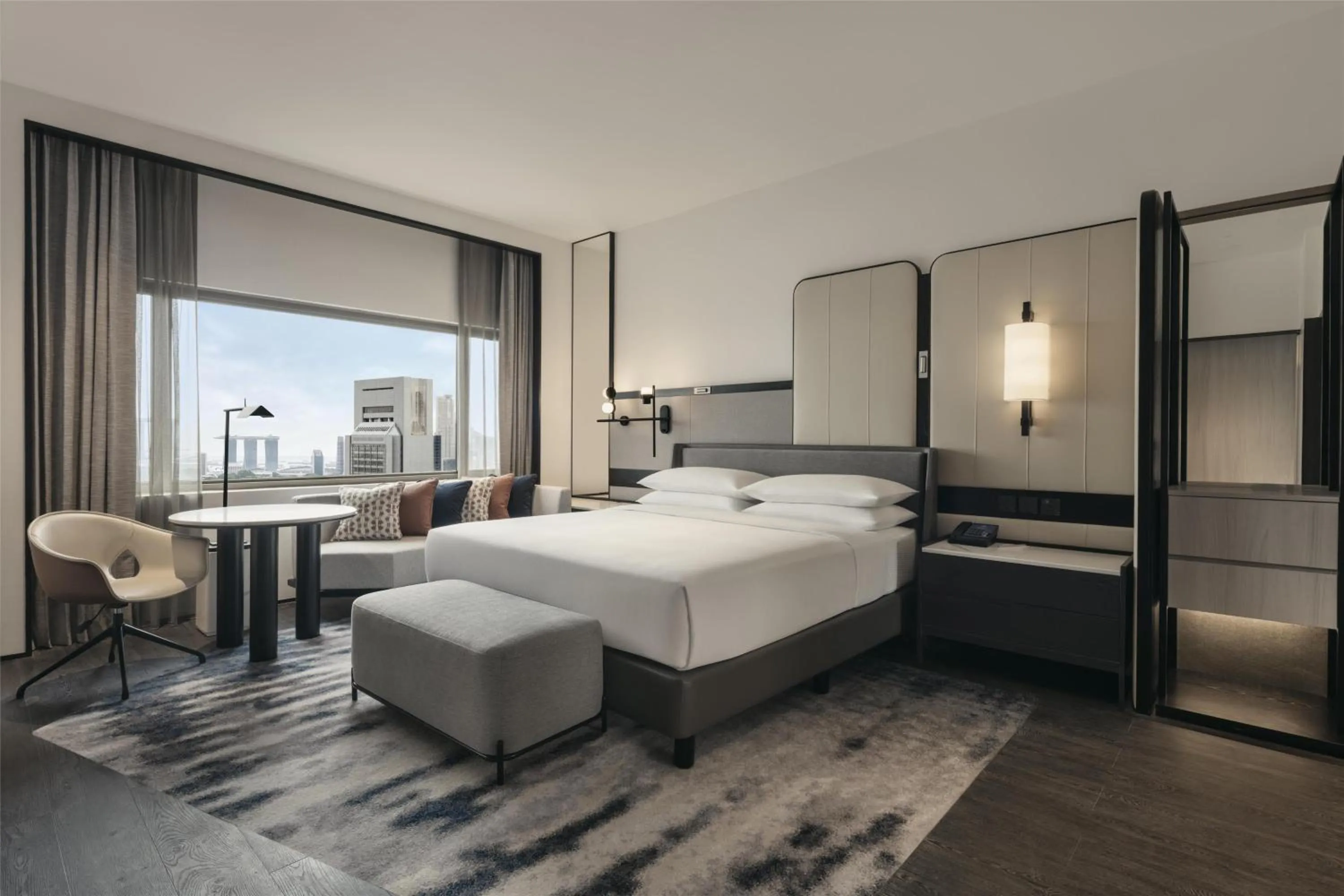 Bed in Hilton Singapore Orchard