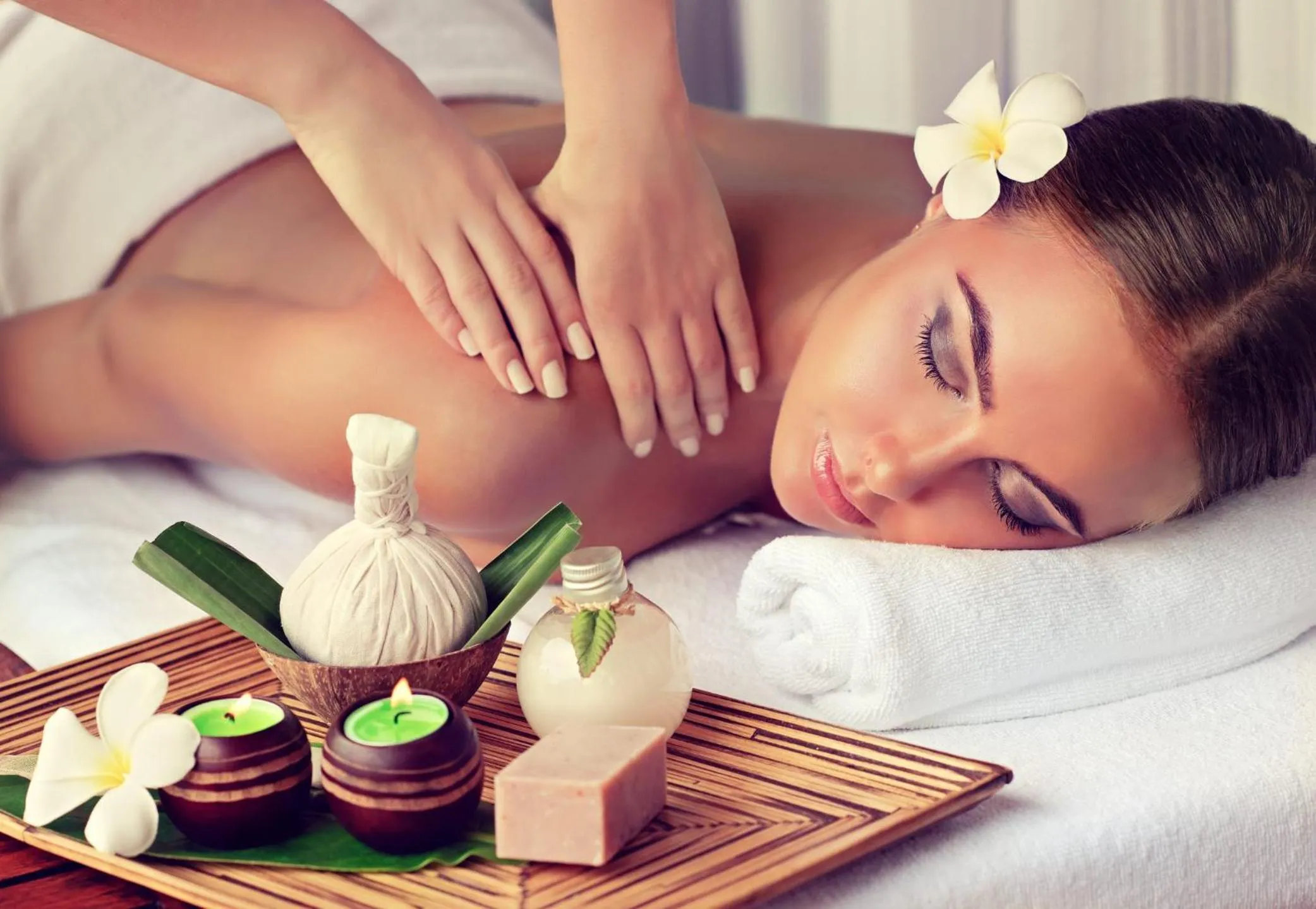 Massage in B&B Luxury Villa Olimpia Home Restaurant
