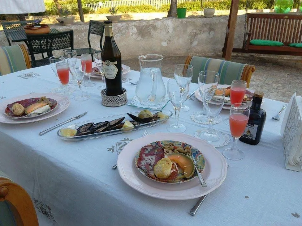 Lunch in B&B Luxury Villa Olimpia Home Restaurant
