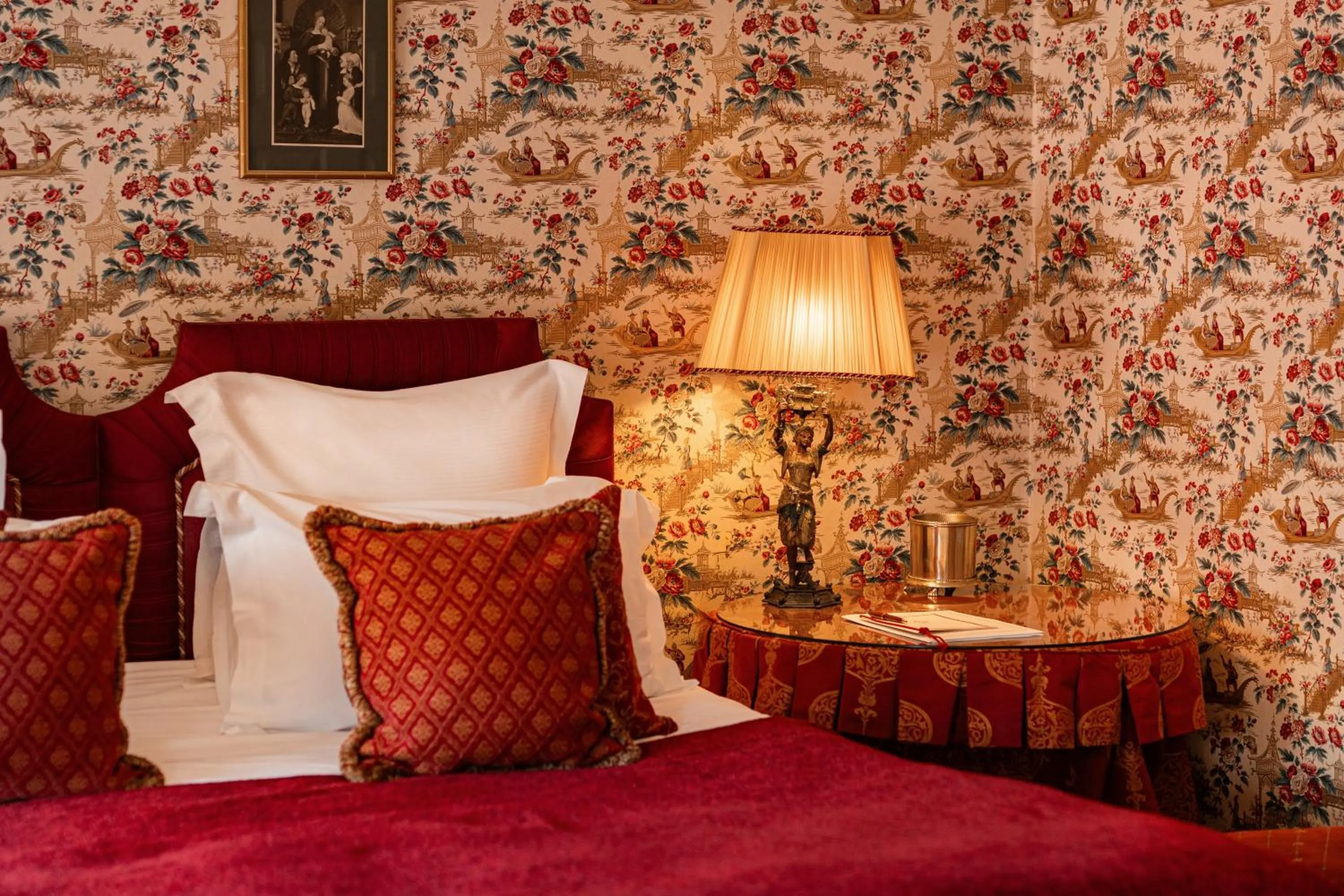 Decorative detail, Bed in San Domenico House