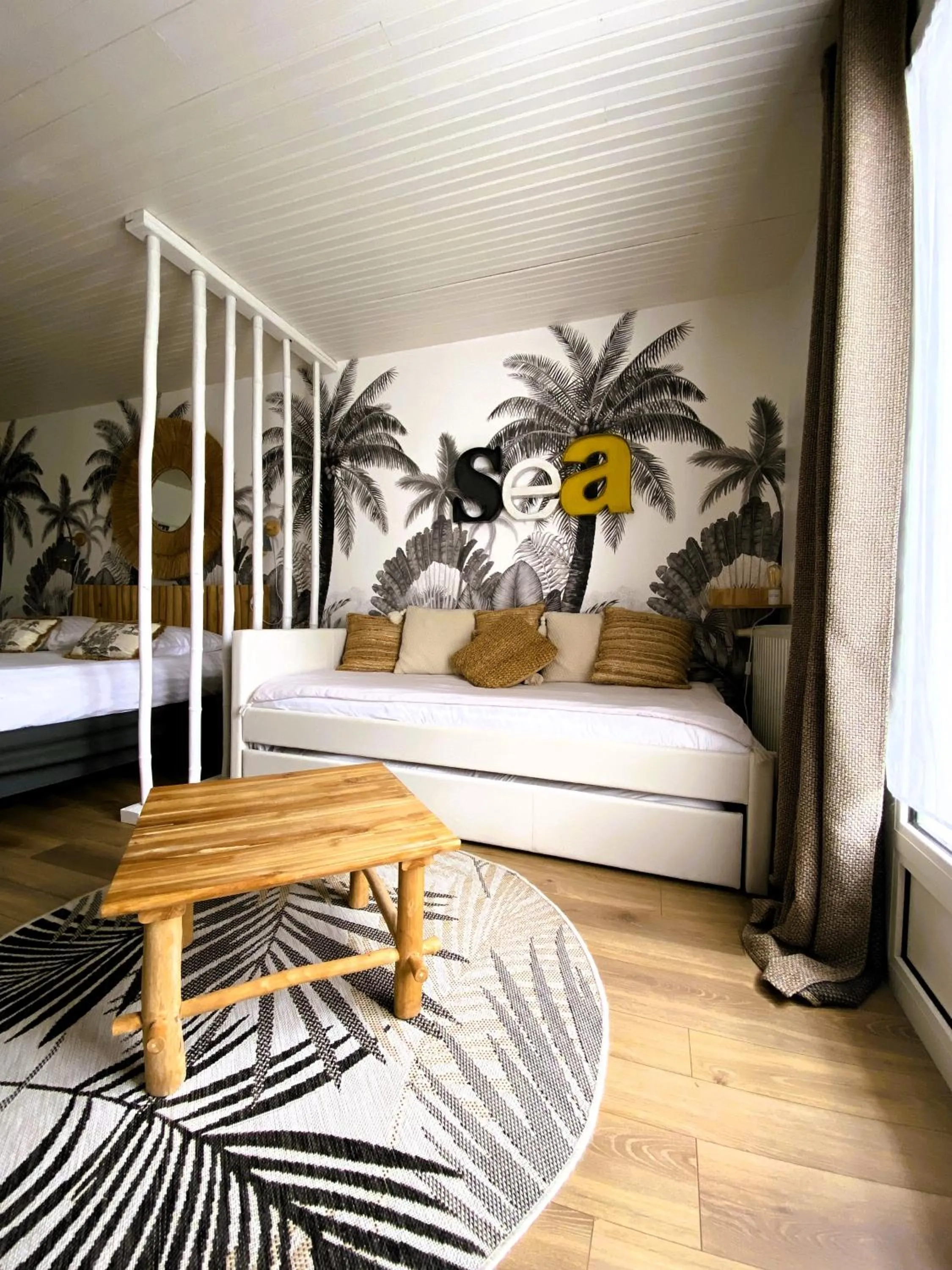 Photo of the whole room, Bed in Hôtel Ancre Marine & Spa Thalgo ***