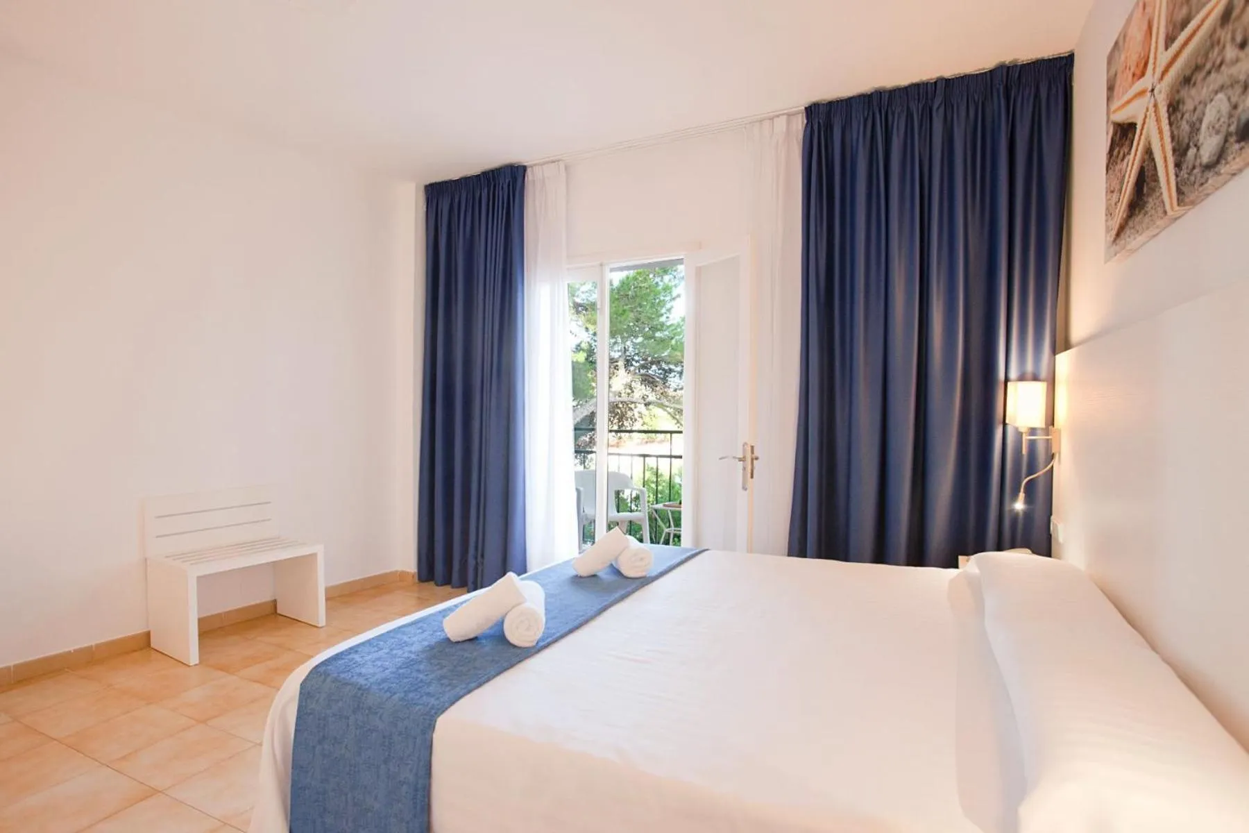 Bed in Hotel Cala Murada