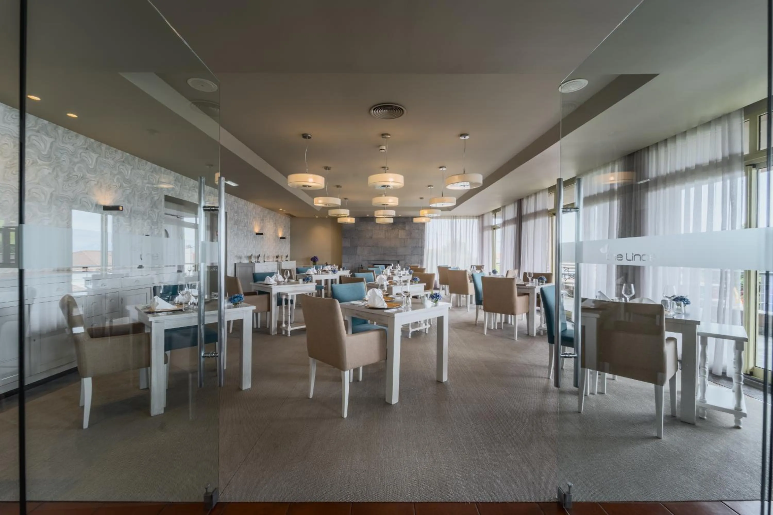 Restaurant/places to eat in The Lince Nordeste