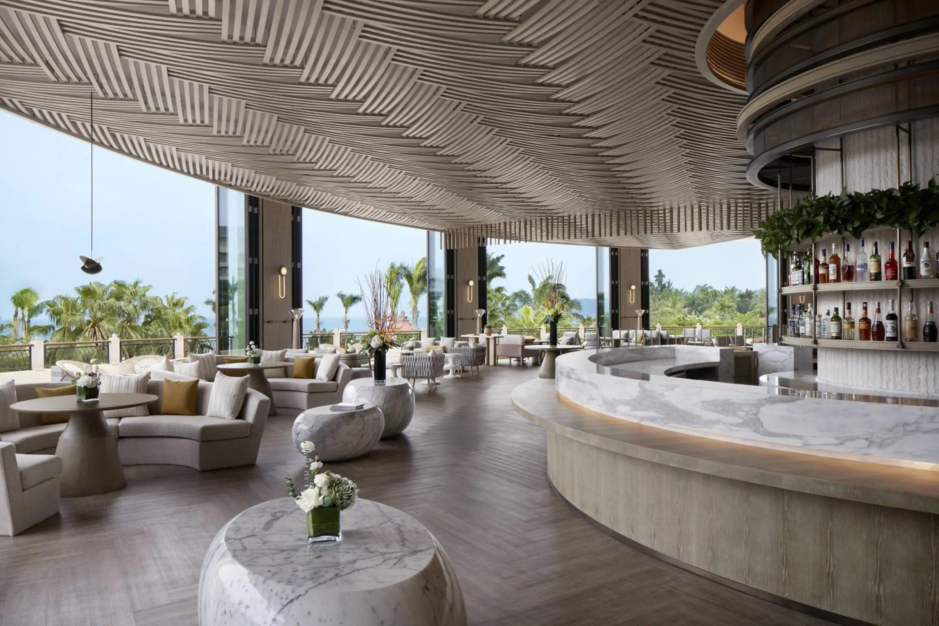 Lounge or bar in Sanya Marriott Yalong Bay Resort & Spa