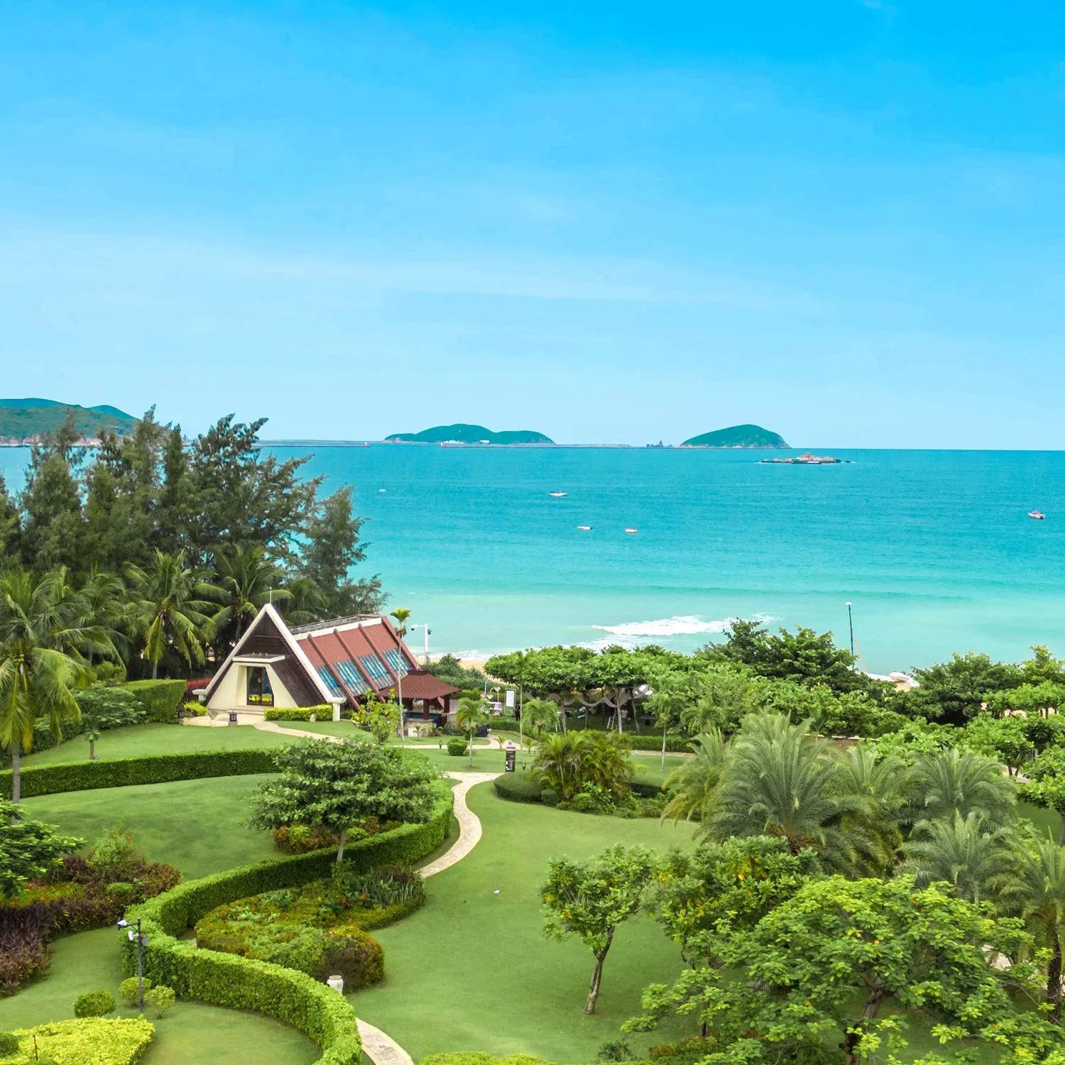Garden in Sanya Marriott Yalong Bay Resort & Spa