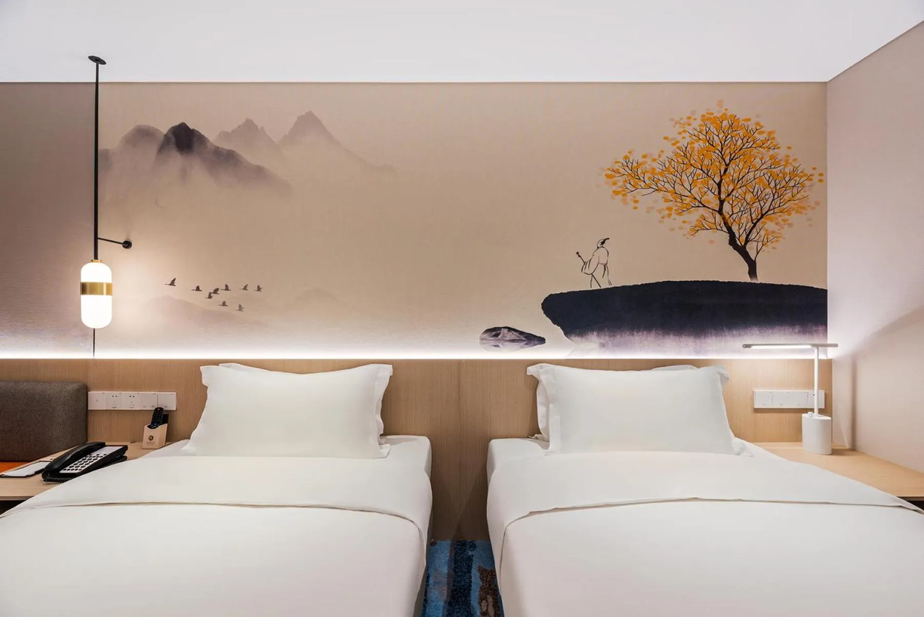 Photo of the whole room, Bed in Sunworld Hotel Wangfujing