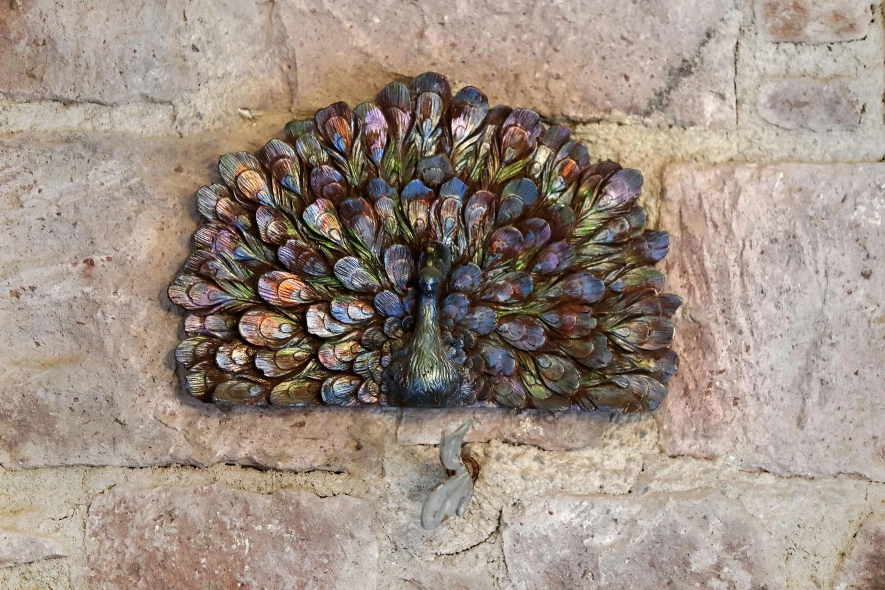 Decorative detail in YundAntik Cunda Konaklari