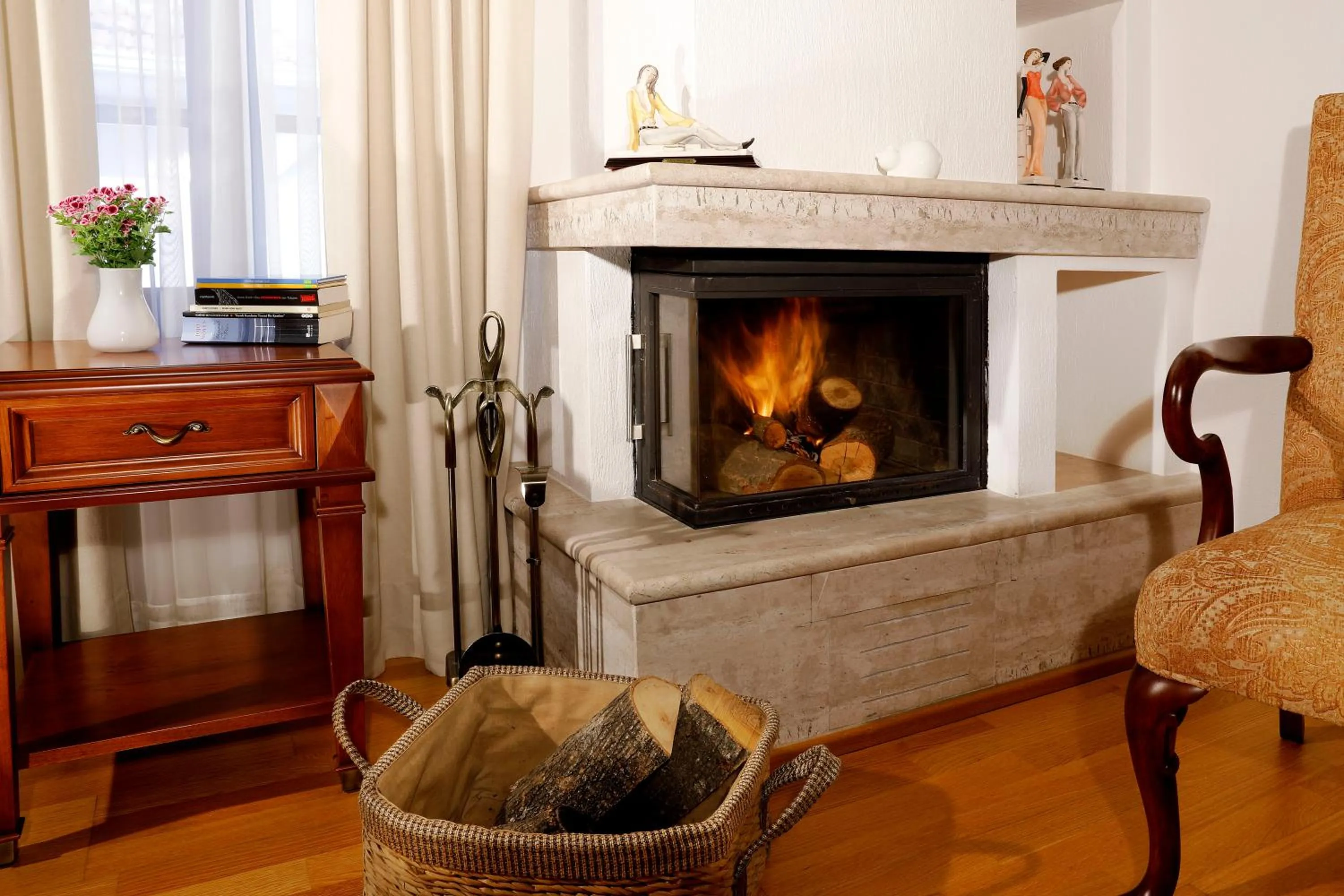 fireplace in YundAntik Cunda Konaklari