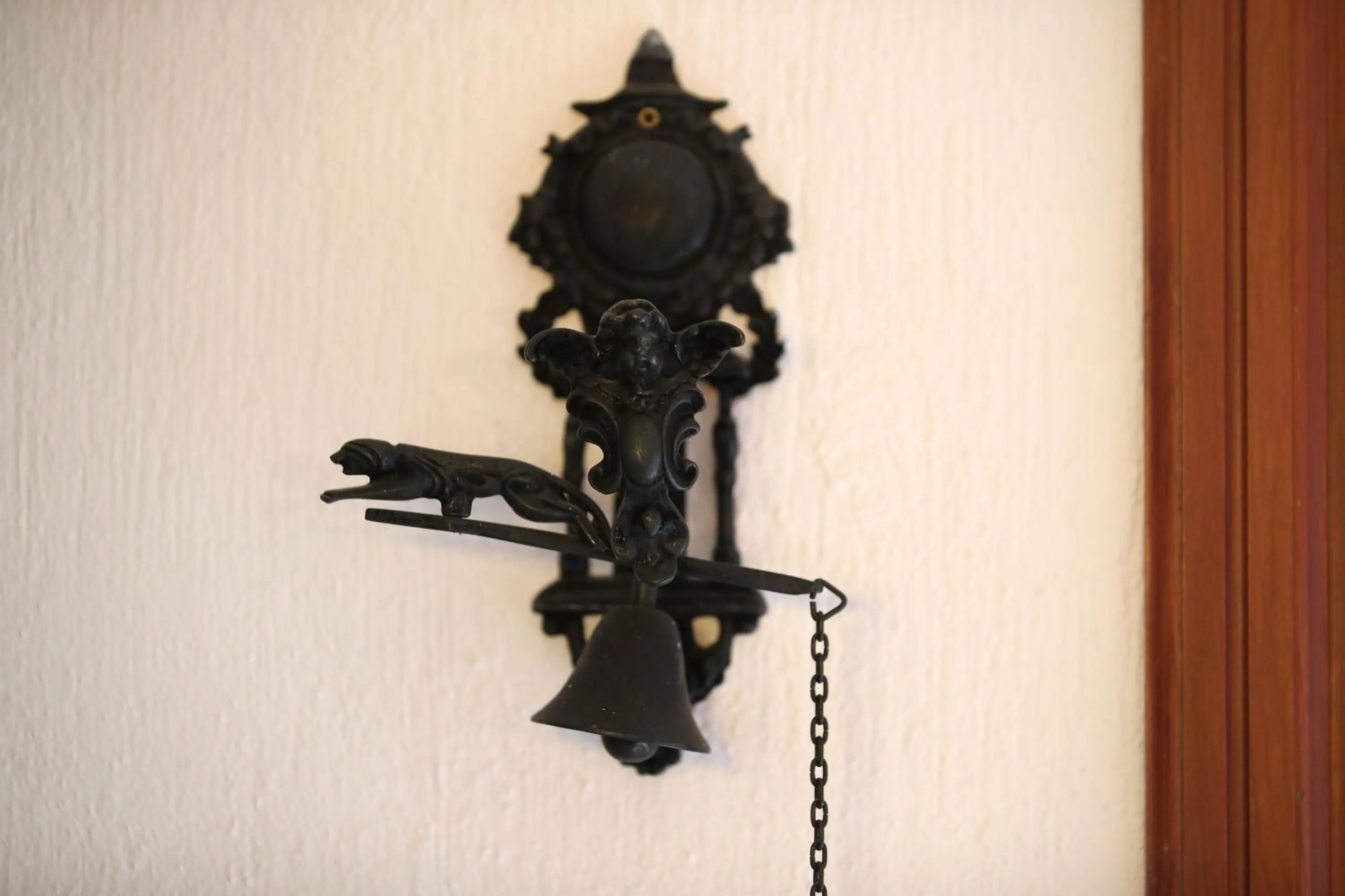 Decorative detail in YundAntik Cunda Konaklari