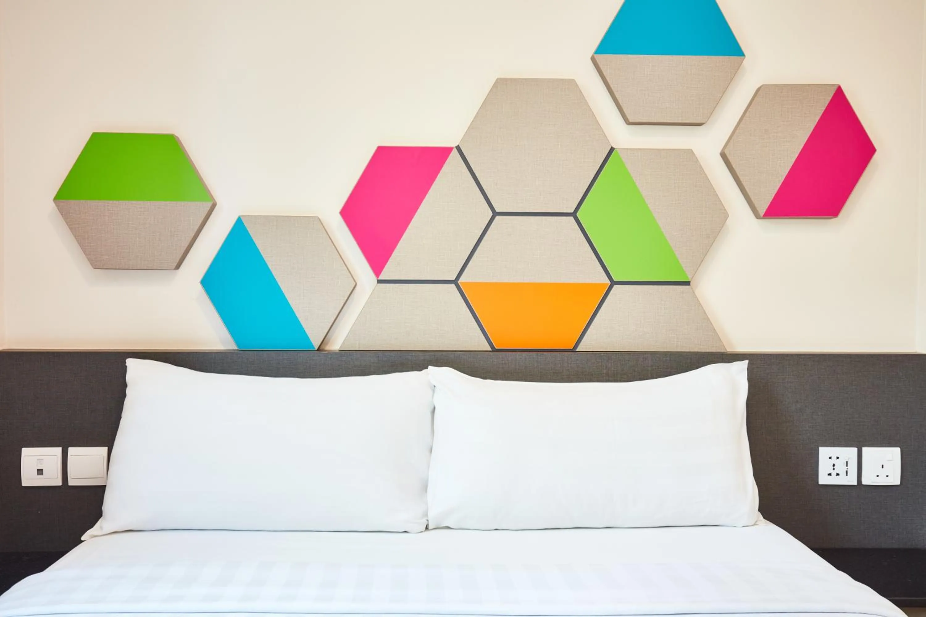 Bed in ibis budget Singapore Emerald