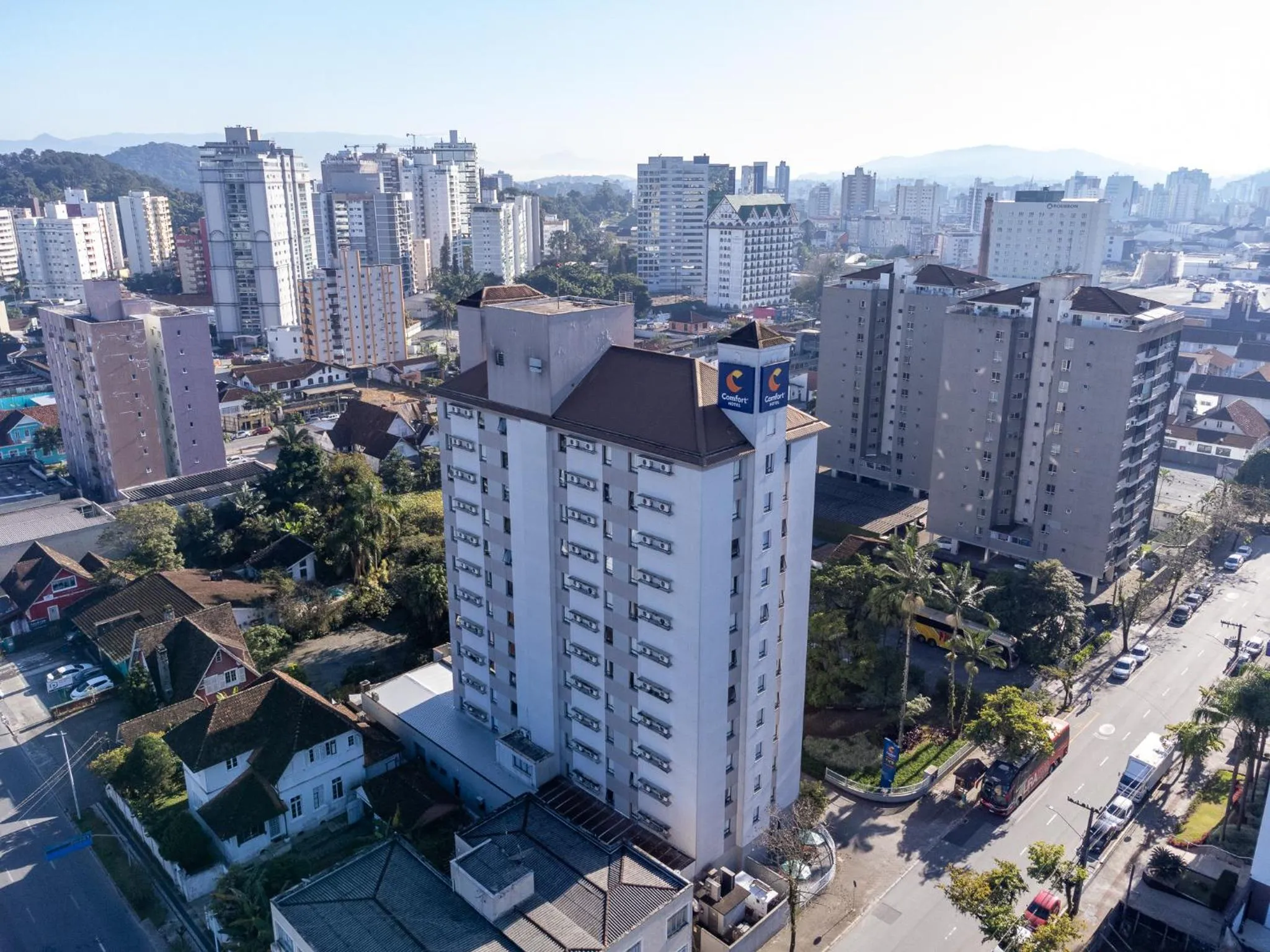 Property building in Comfort Hotel Joinville