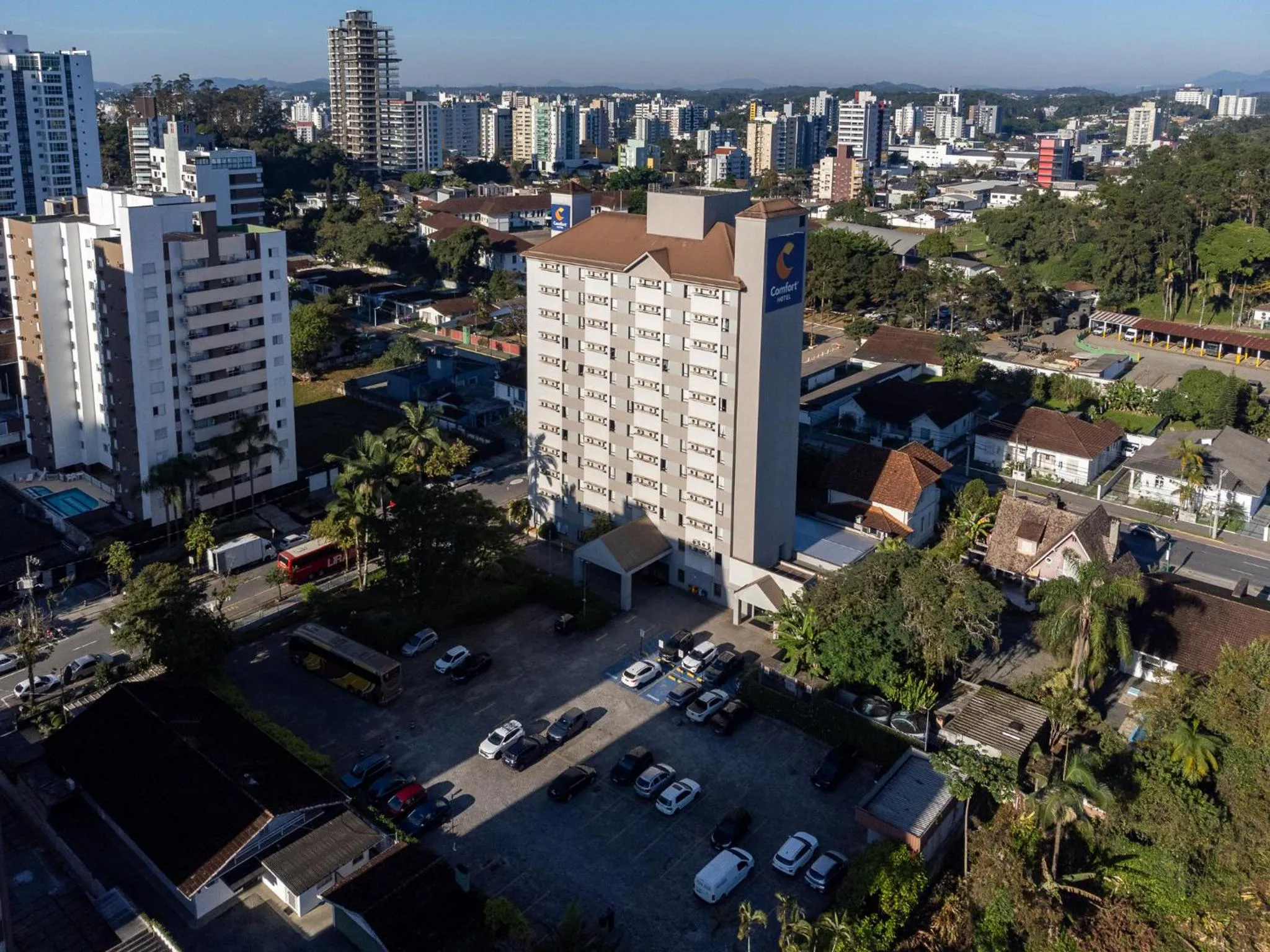 Property building in Comfort Hotel Joinville