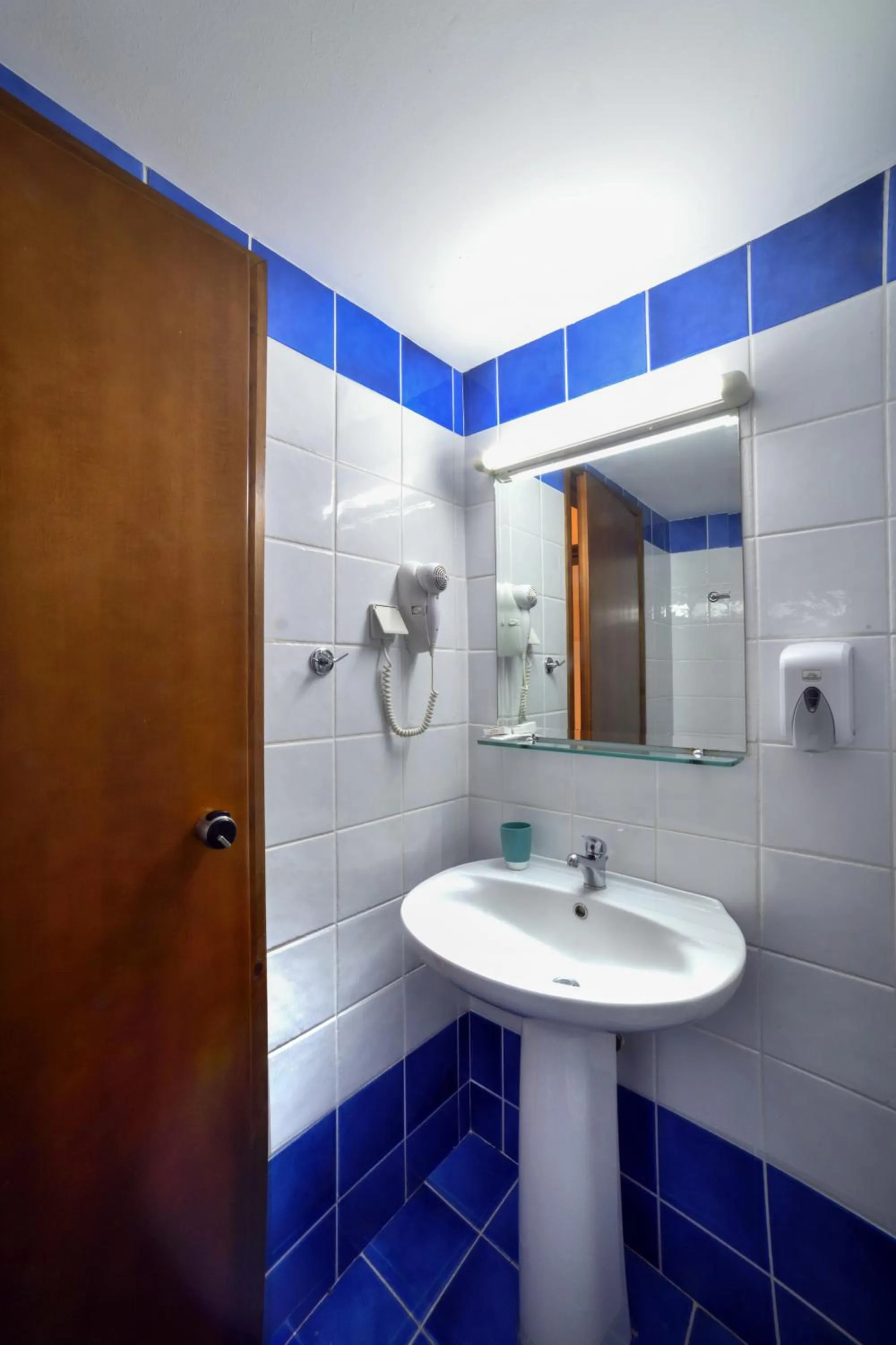 Bathroom in Akatos Hotel