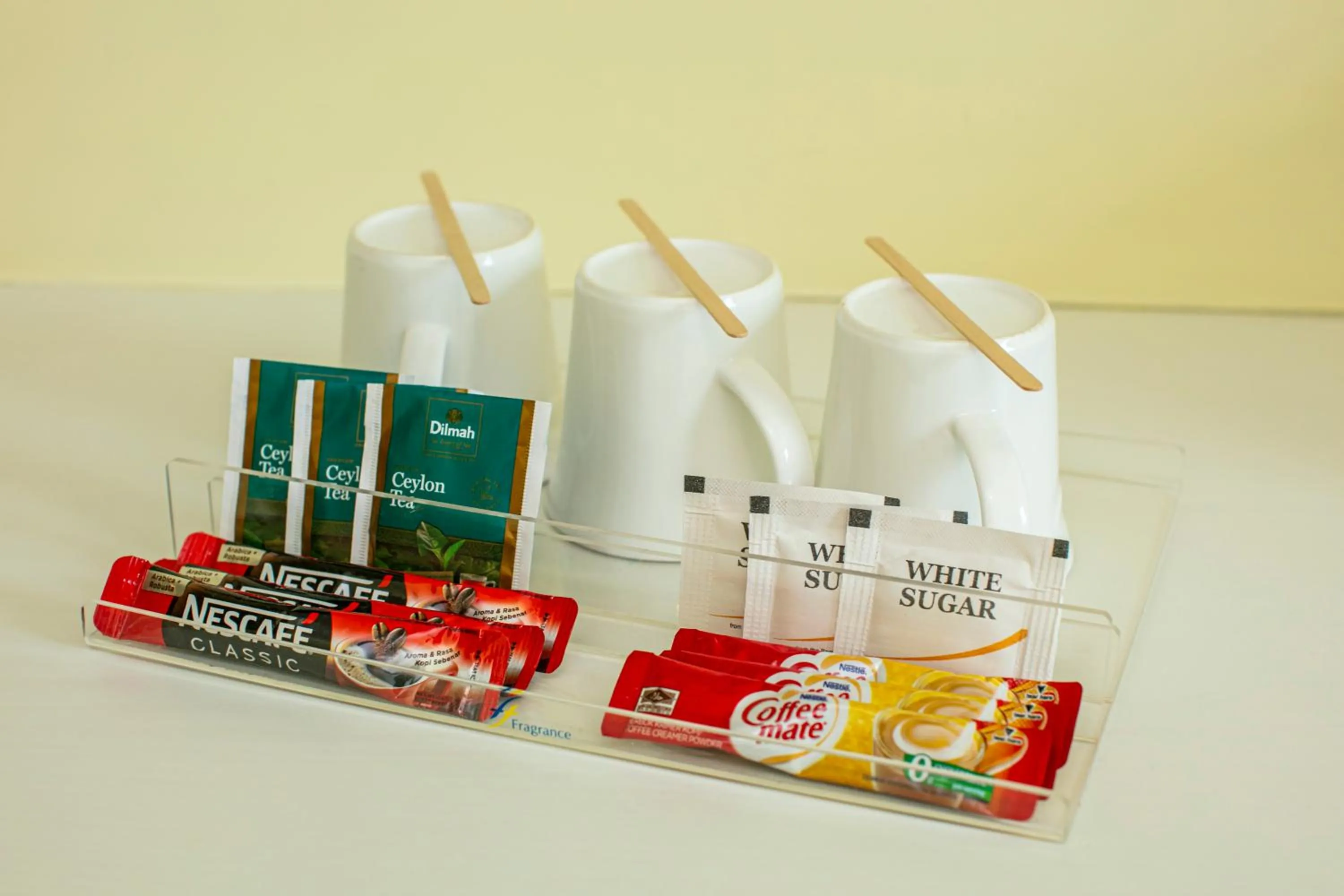 Coffee/tea facilities in ibis budget Singapore Sapphire