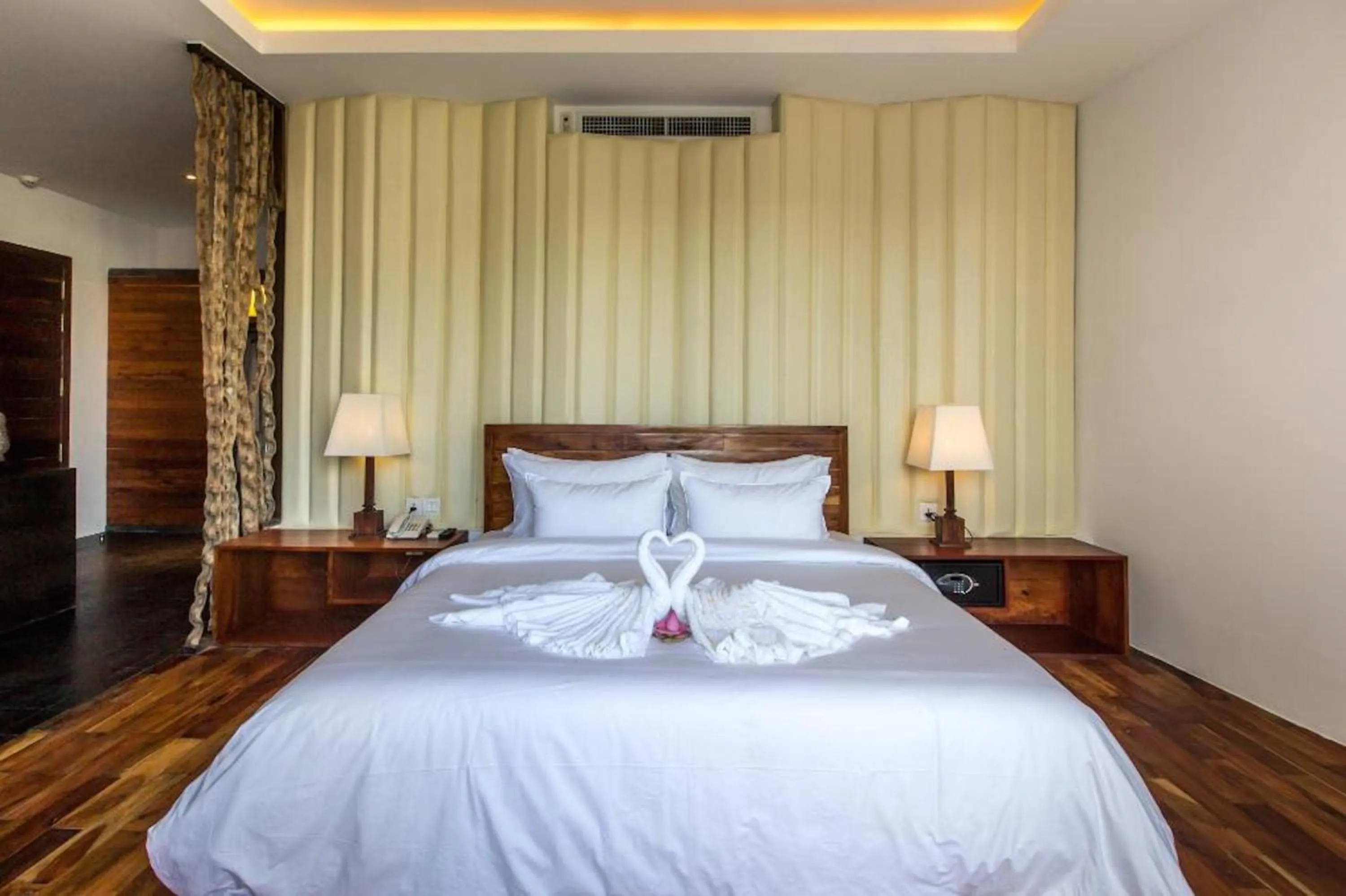 Bedroom, Bed in King Rock Residence