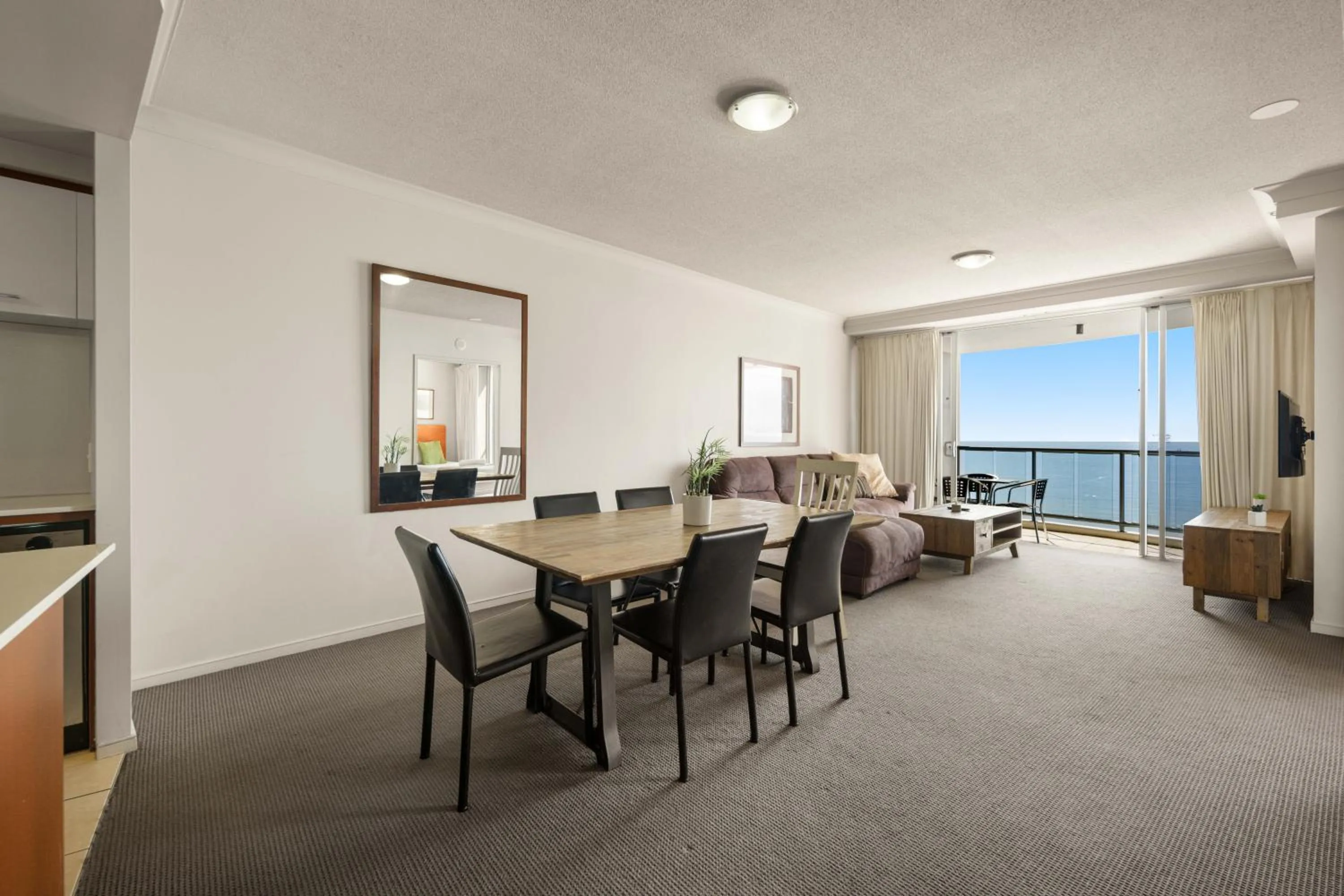 Dining area in Chevron Renaissance - Private Apartments - Hosted by Coastal Letting Co.