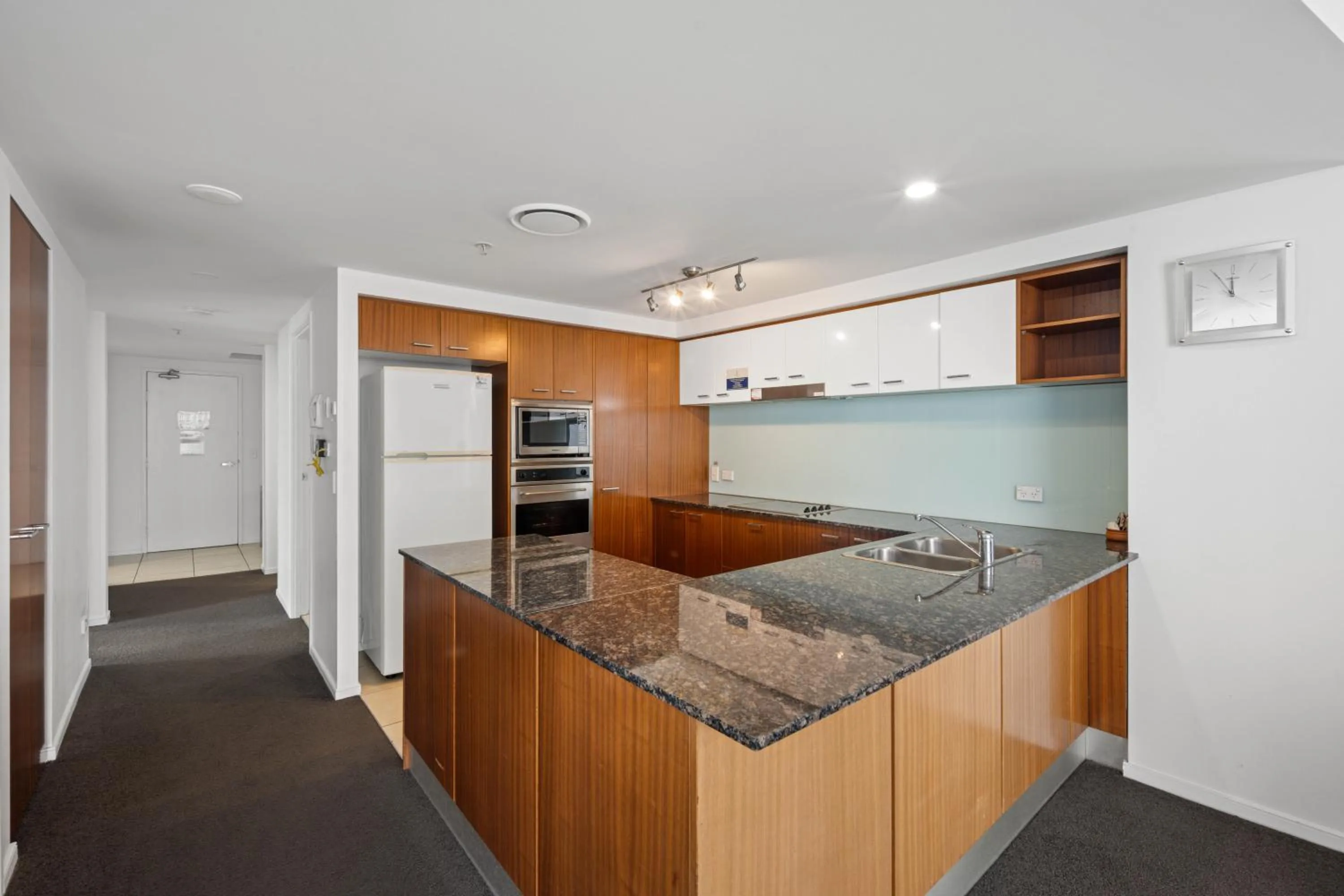 Kitchen or kitchenette in Chevron Renaissance - Private Apartments - Hosted by Coastal Letting Co.
