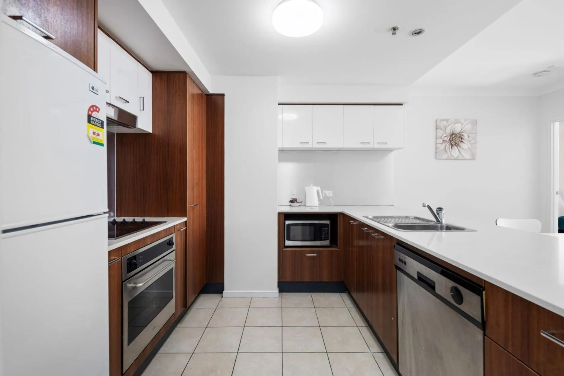 Kitchen or kitchenette in Chevron Renaissance - Private Apartments - Hosted by Coastal Letting Co.