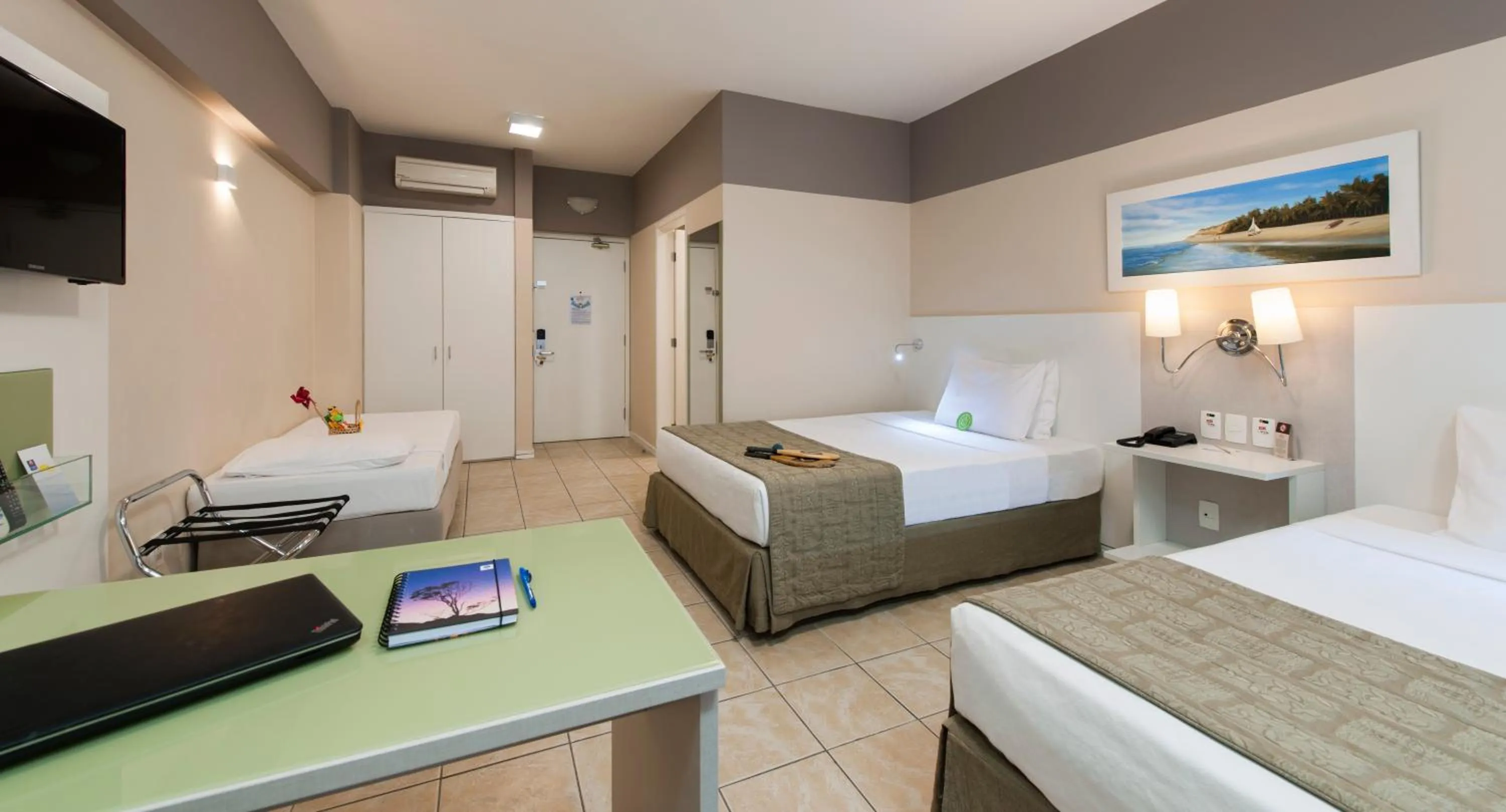 Photo of the whole room, Bed in Comfort Hotel Fortaleza