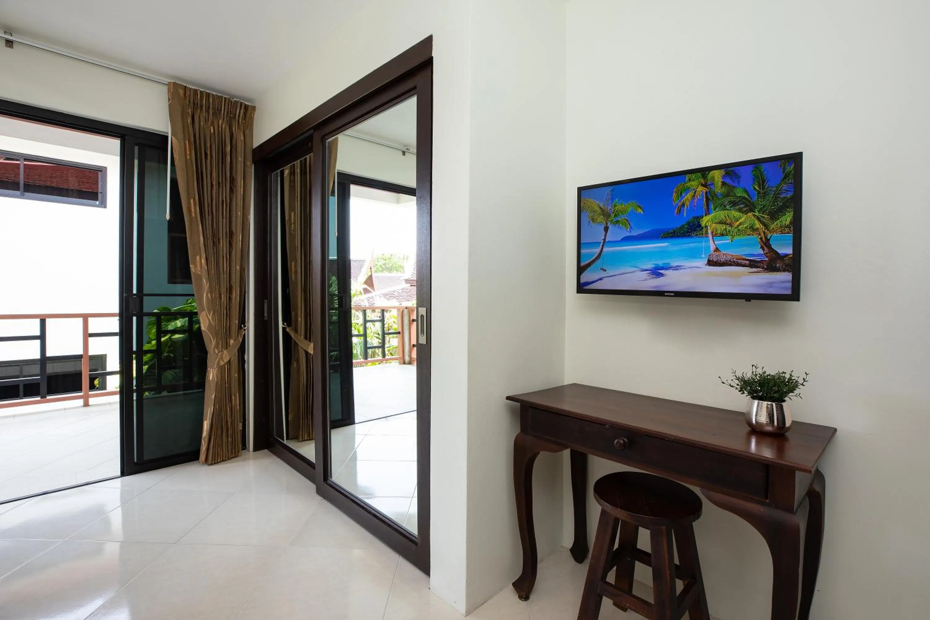 Baan Chom View Kamala - SHA Plus