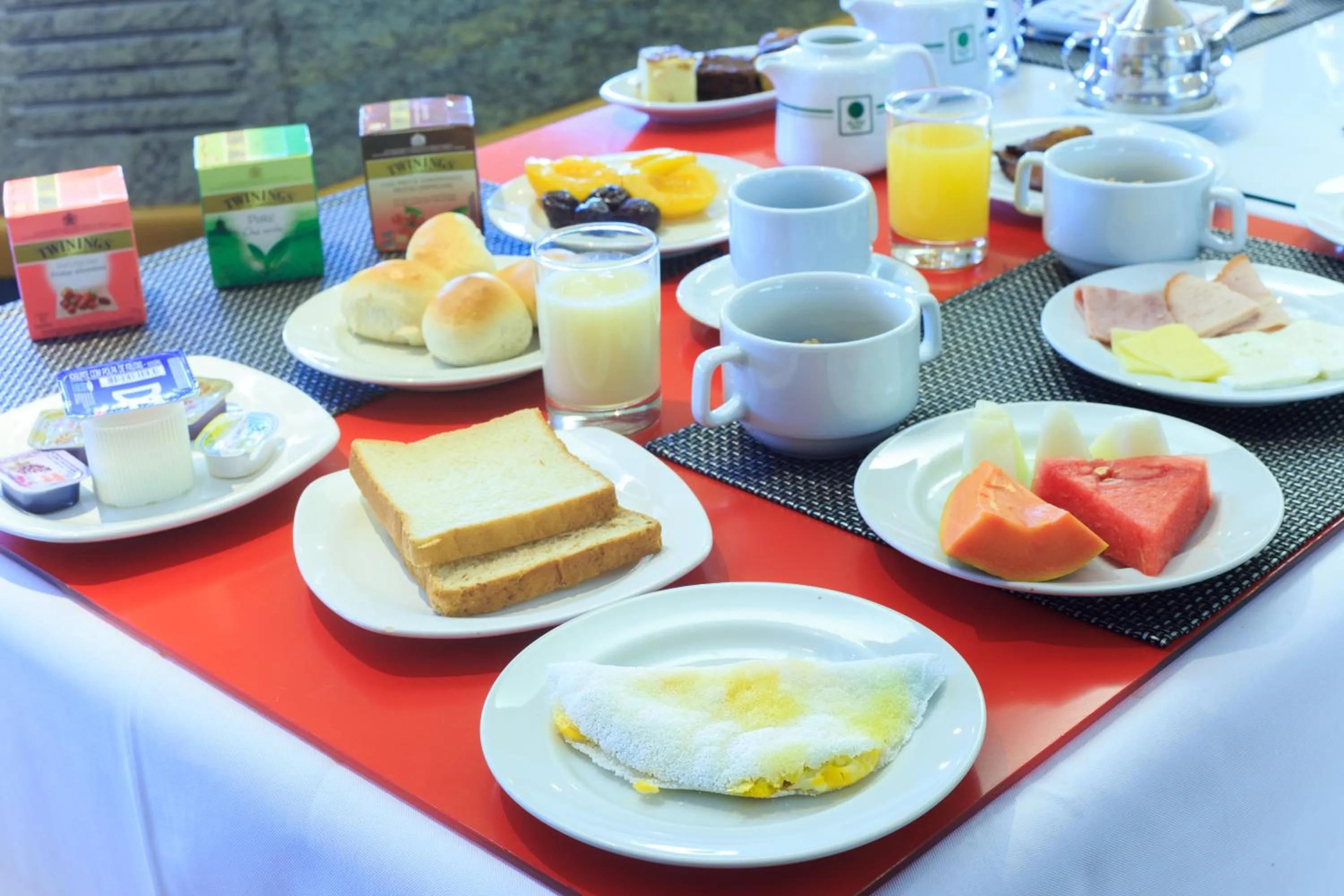 Food and drinks in Da Vinci Hotel & Conventions - by Easy Hotéis