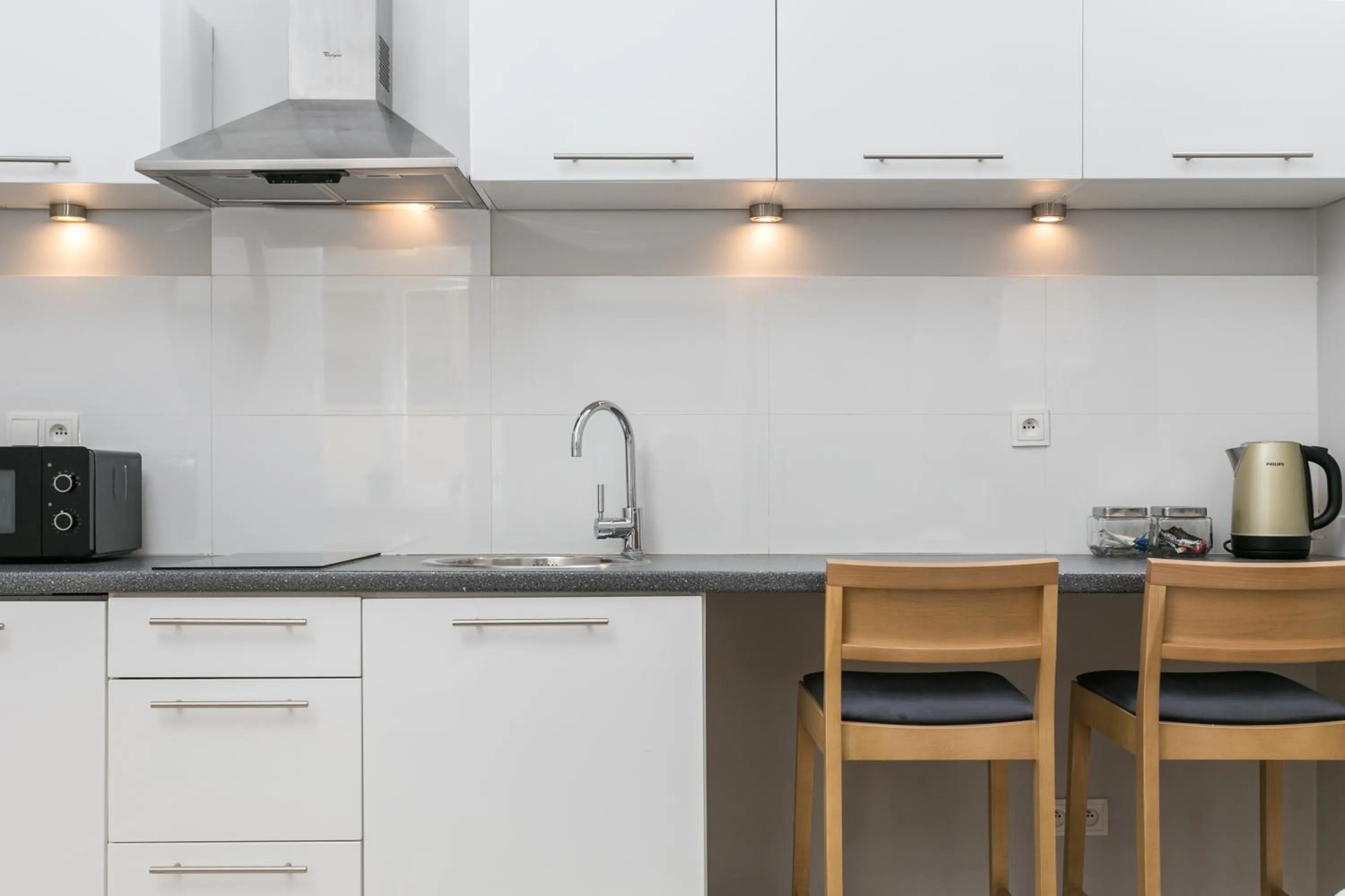 kitchen in Venetian House Market Square Aparthotel