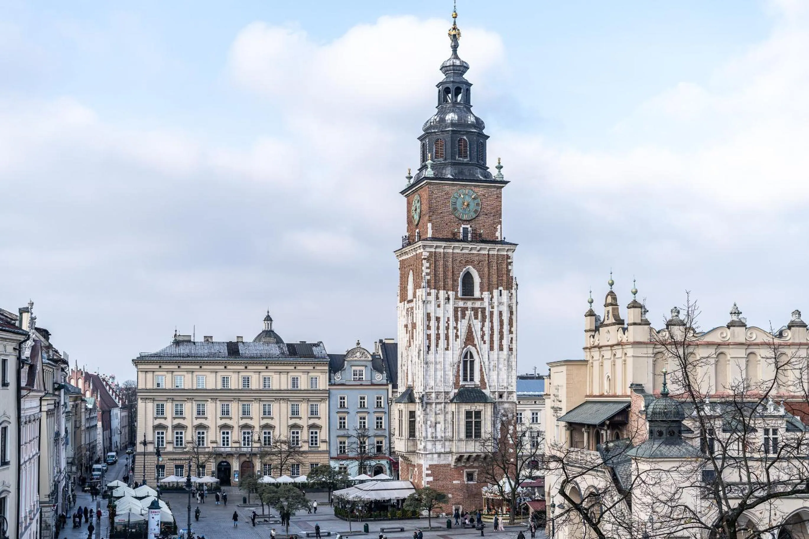 City view in Venetian House Market Square Aparthotel