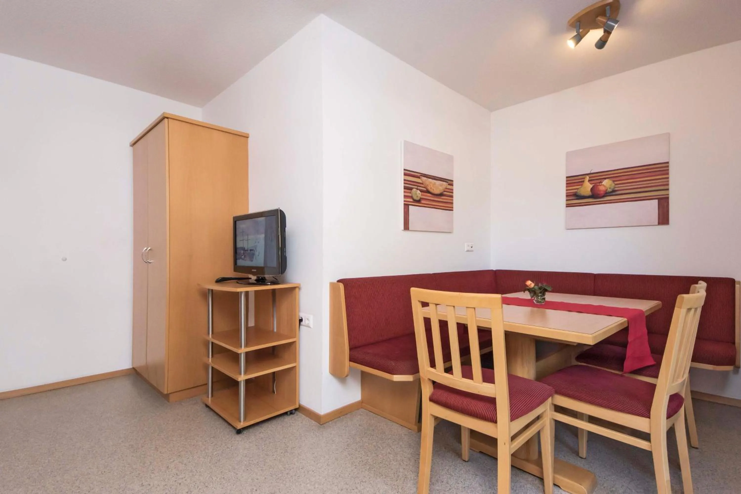 Kitchen or kitchenette in Haus Renate