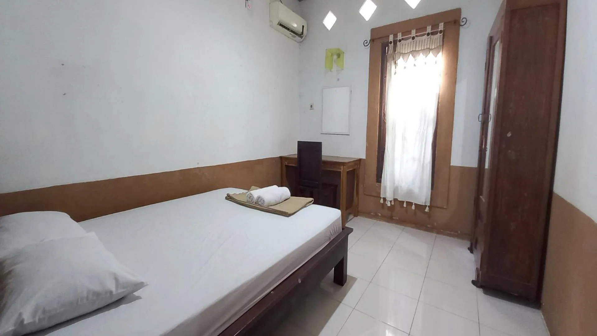 Bedroom, Bed in Budarno Homestay