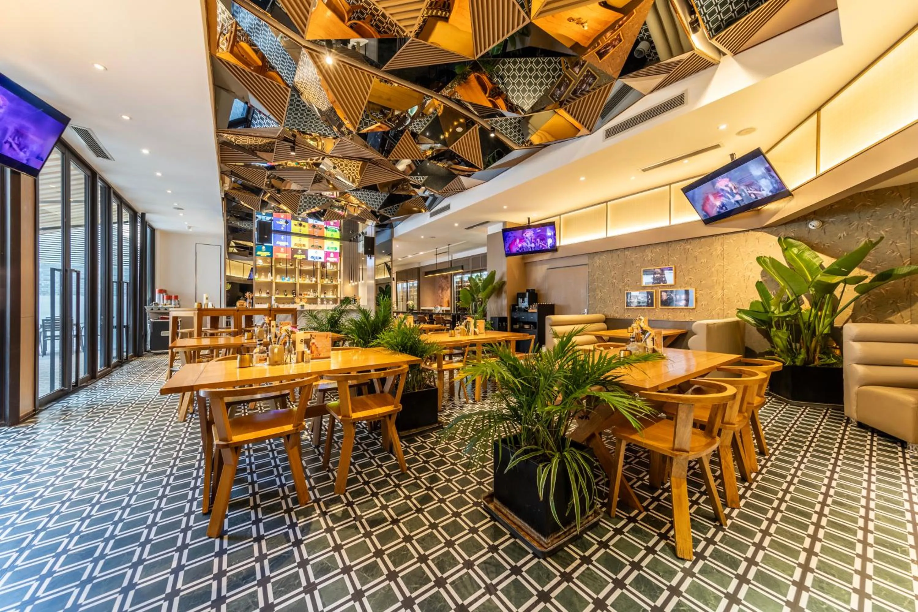 Restaurant/places to eat in Cachet Boutique Kunming Artime 昆明彩云里凯世精品酒店