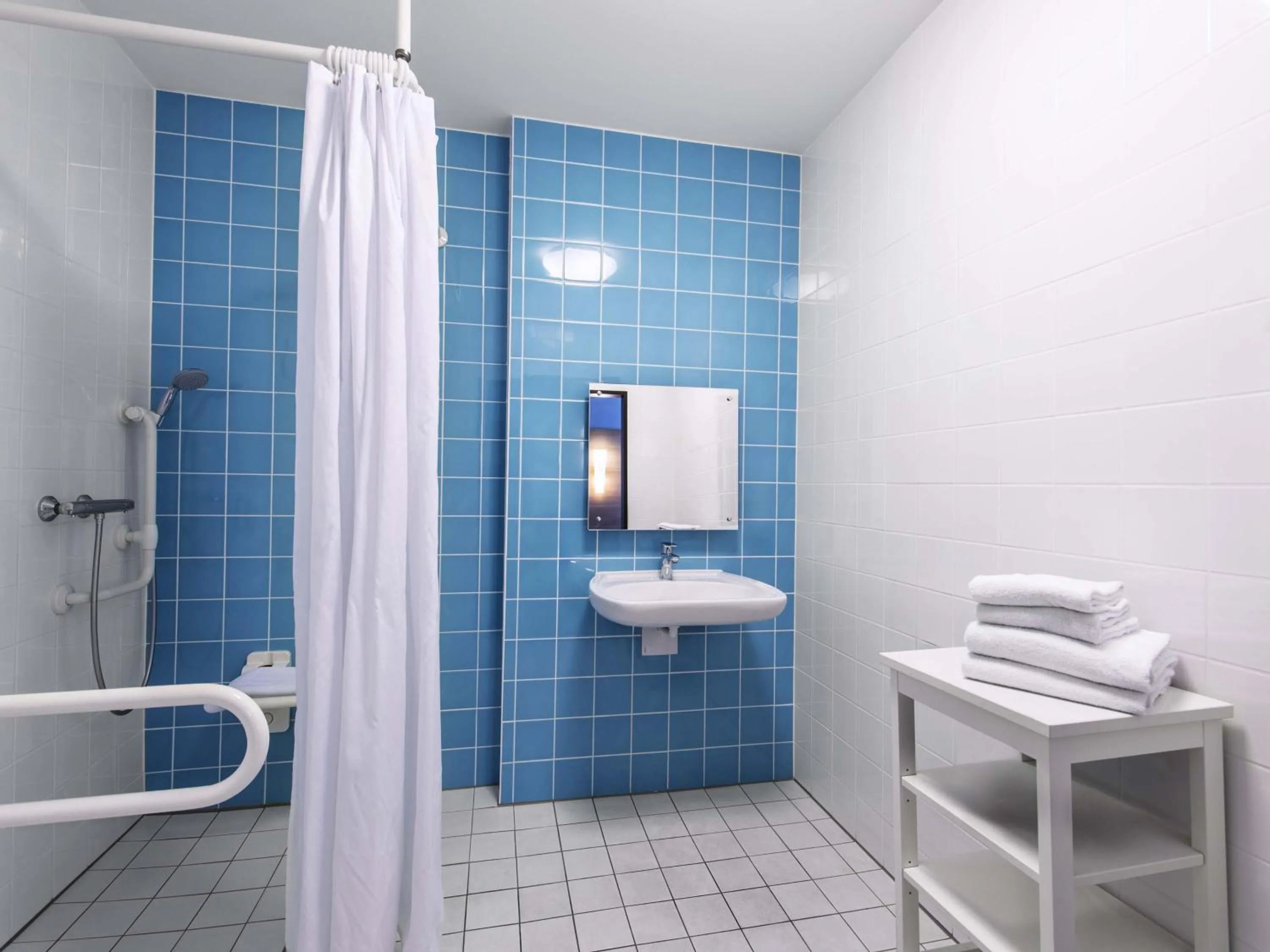 Bathroom in B&B Hotel Nürnberg-City