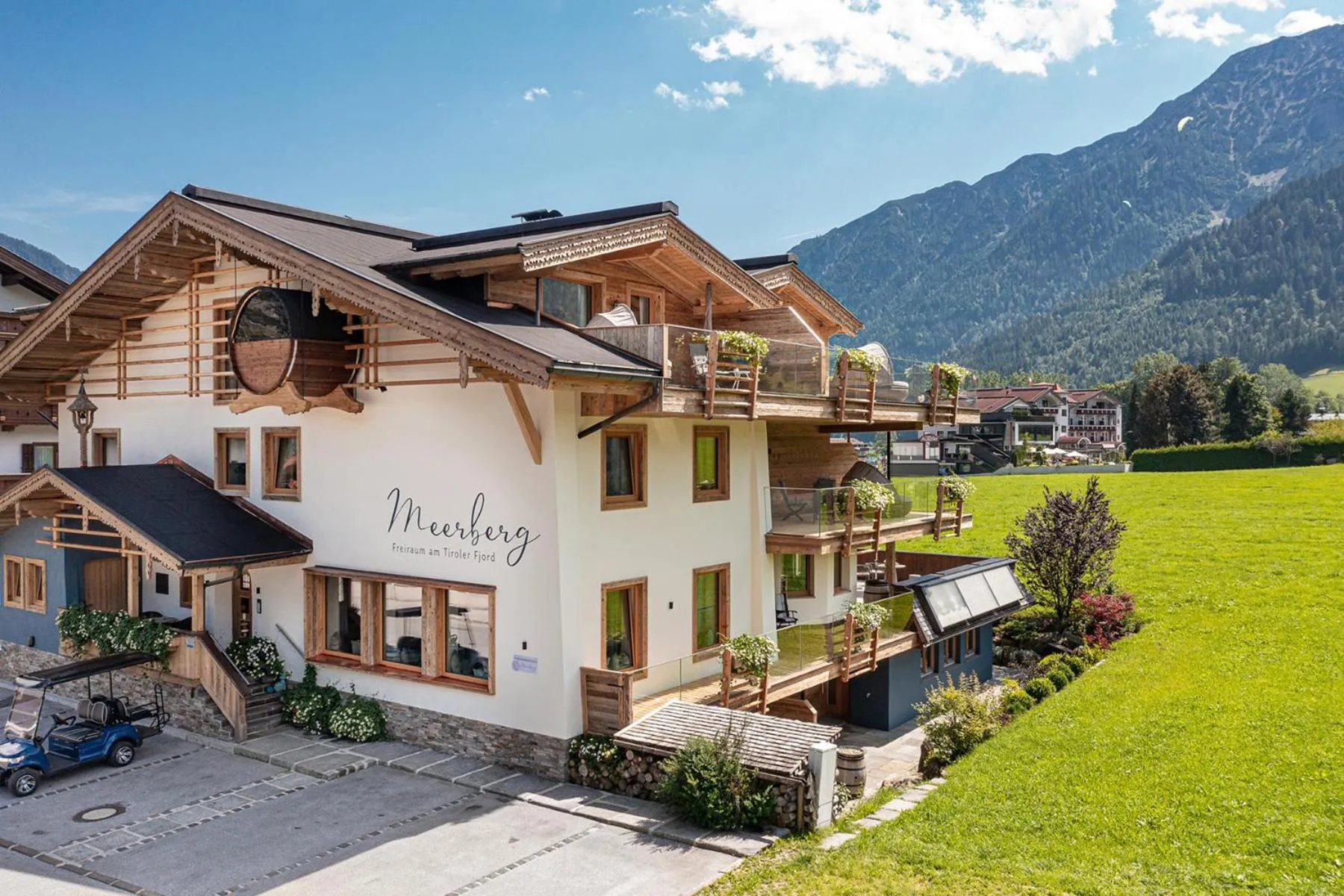 Property building in Meerberg