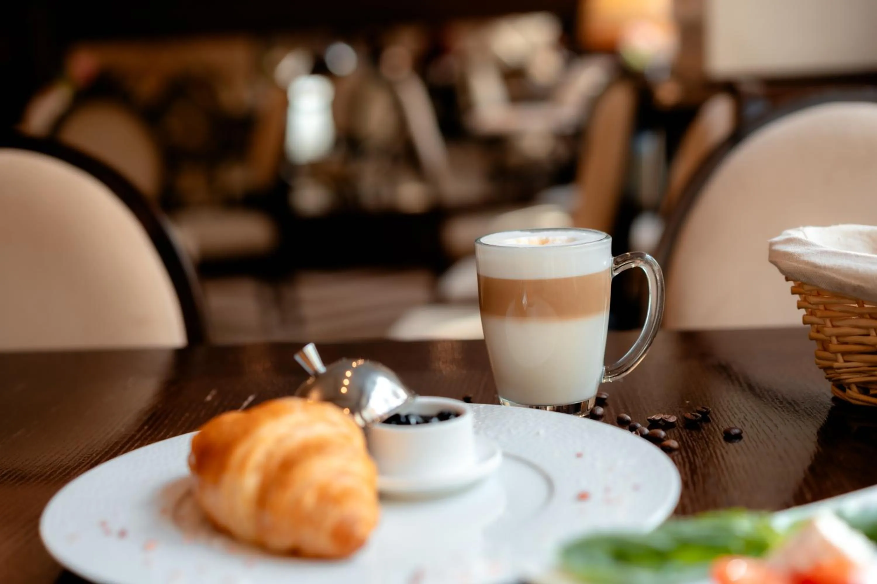 Breakfast in Grand Hotel Sofianu