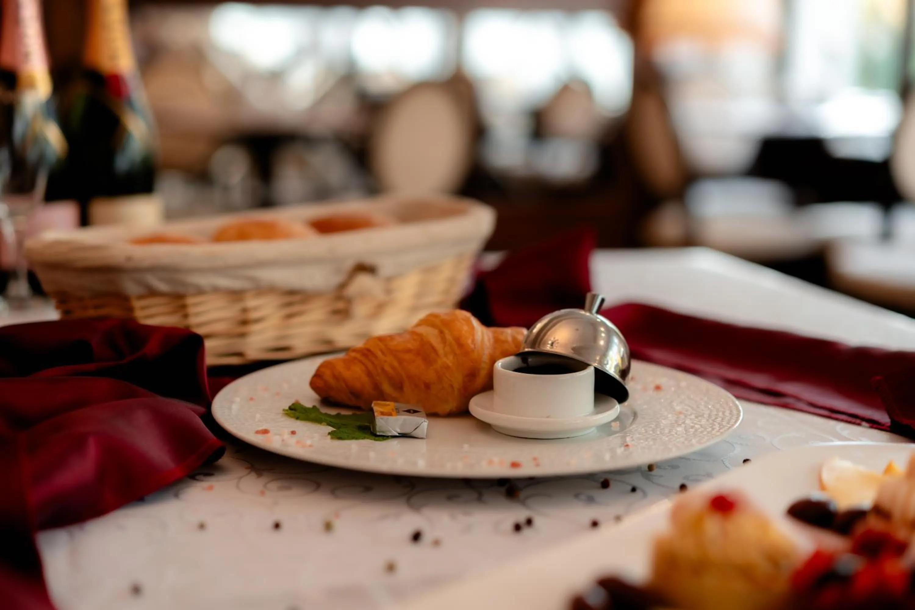 Breakfast in Grand Hotel Sofianu