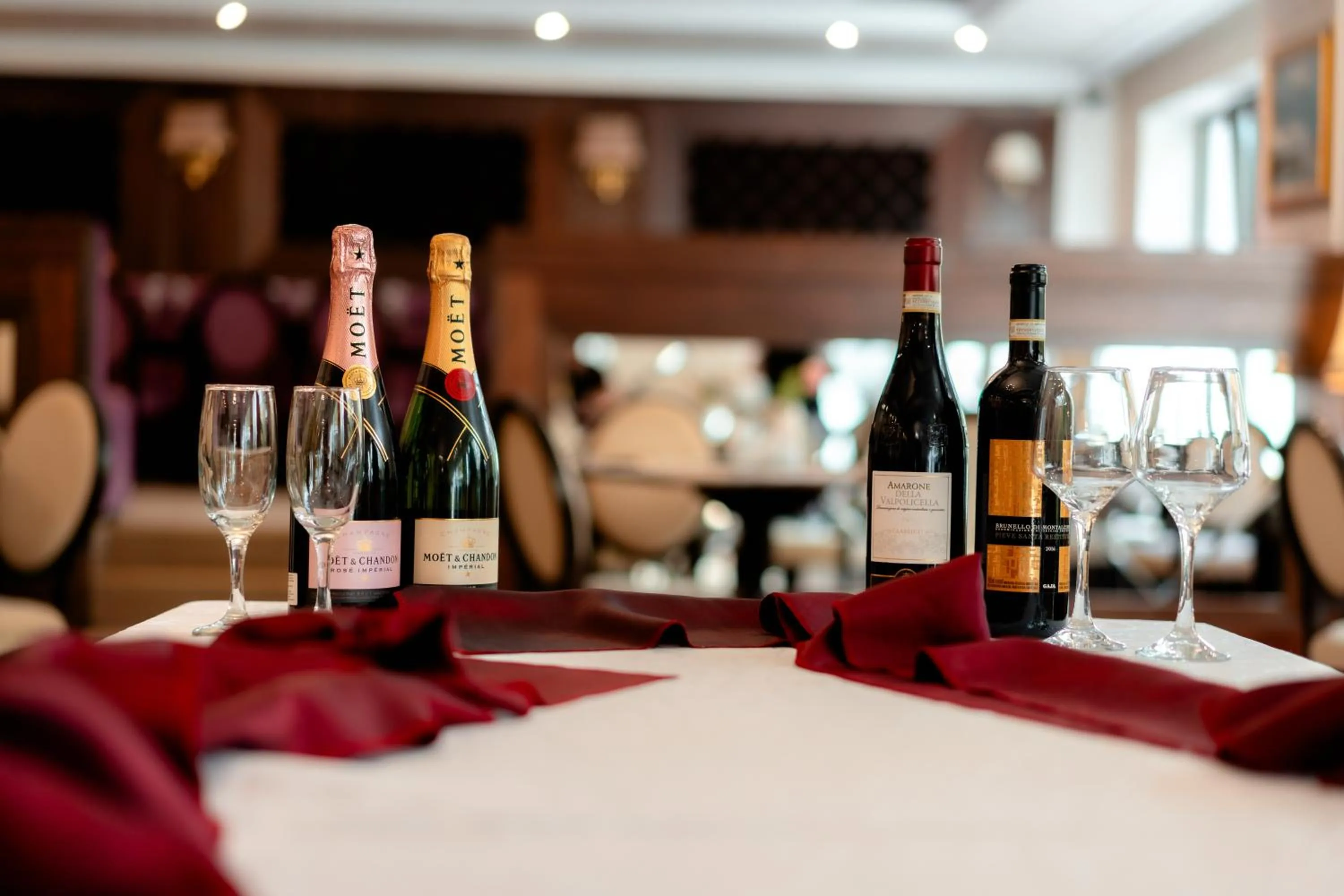 Drinks in Grand Hotel Sofianu