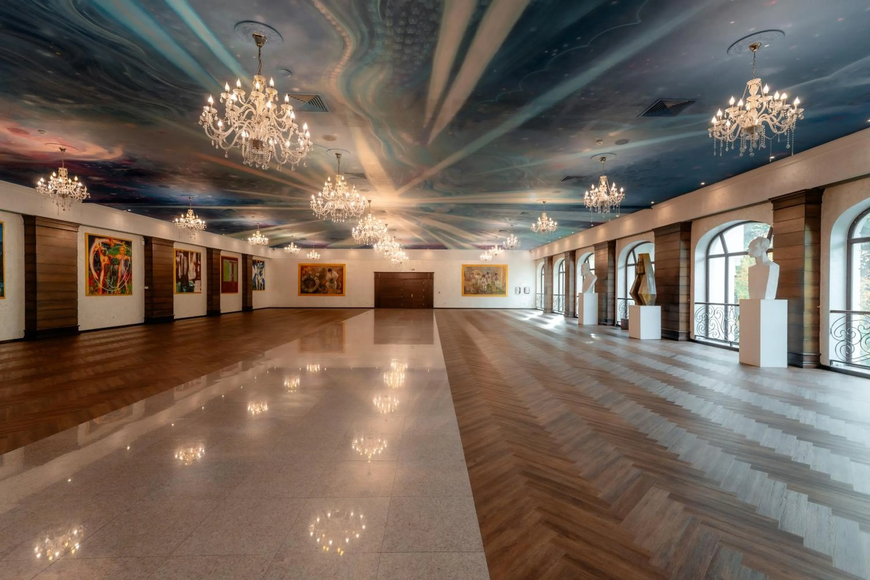 Decorative detail in Grand Hotel Sofianu