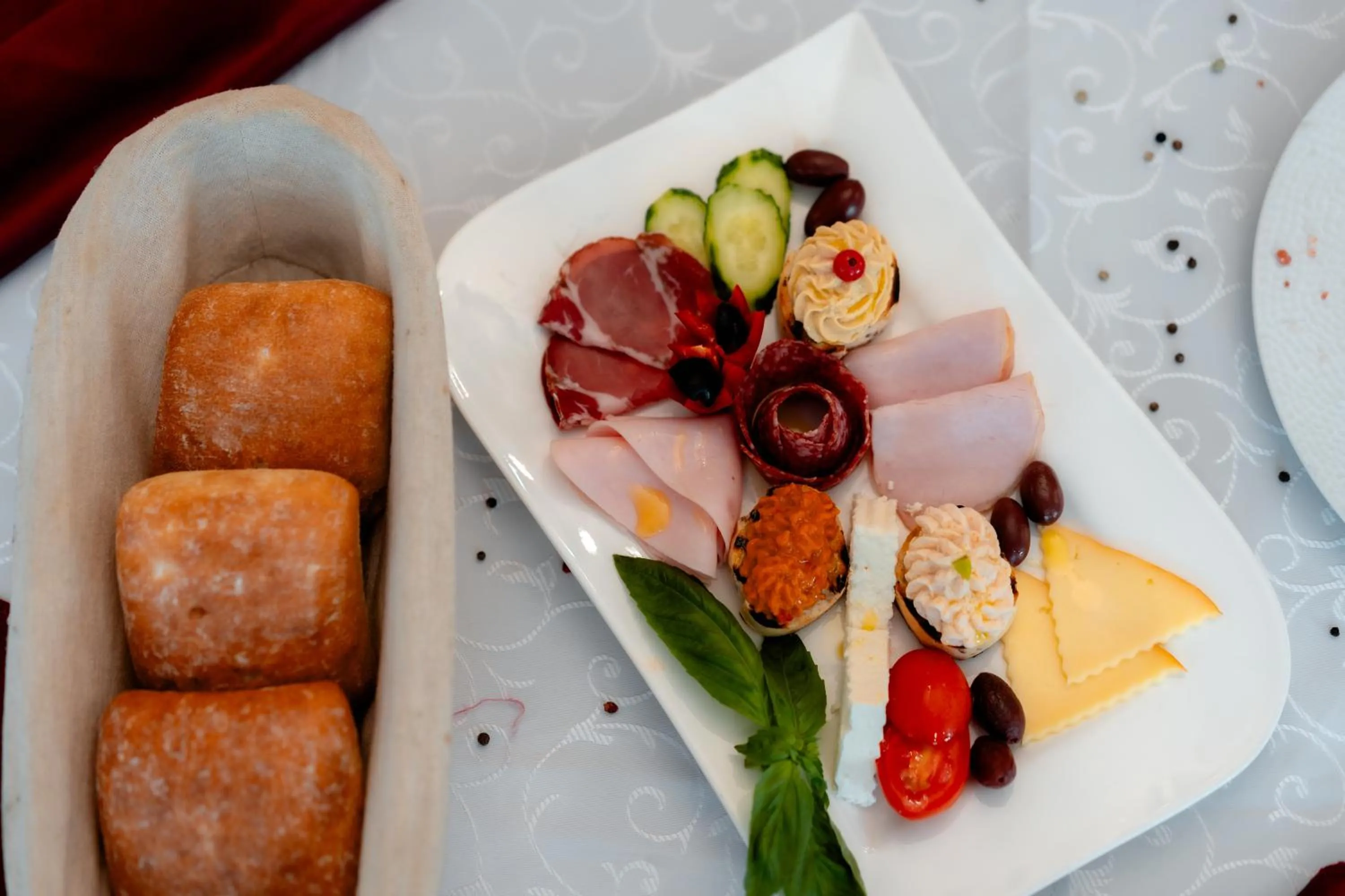 Food in Grand Hotel Sofianu