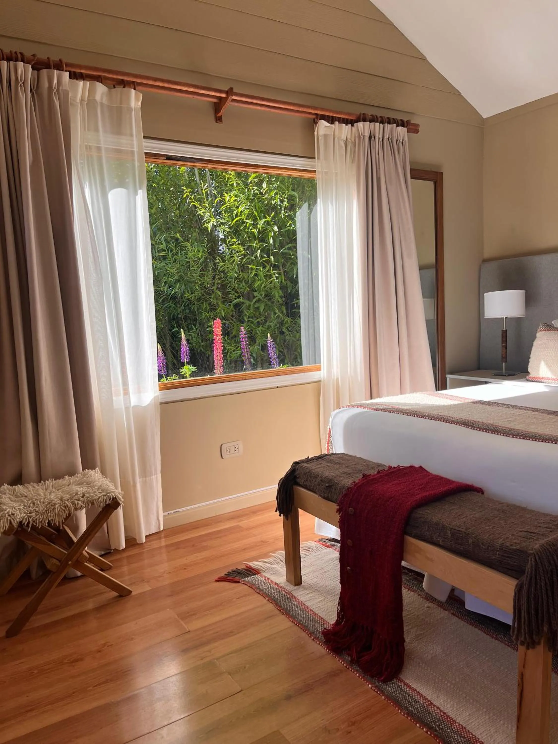 Bedroom, Bed in Los Ponchos Hotel