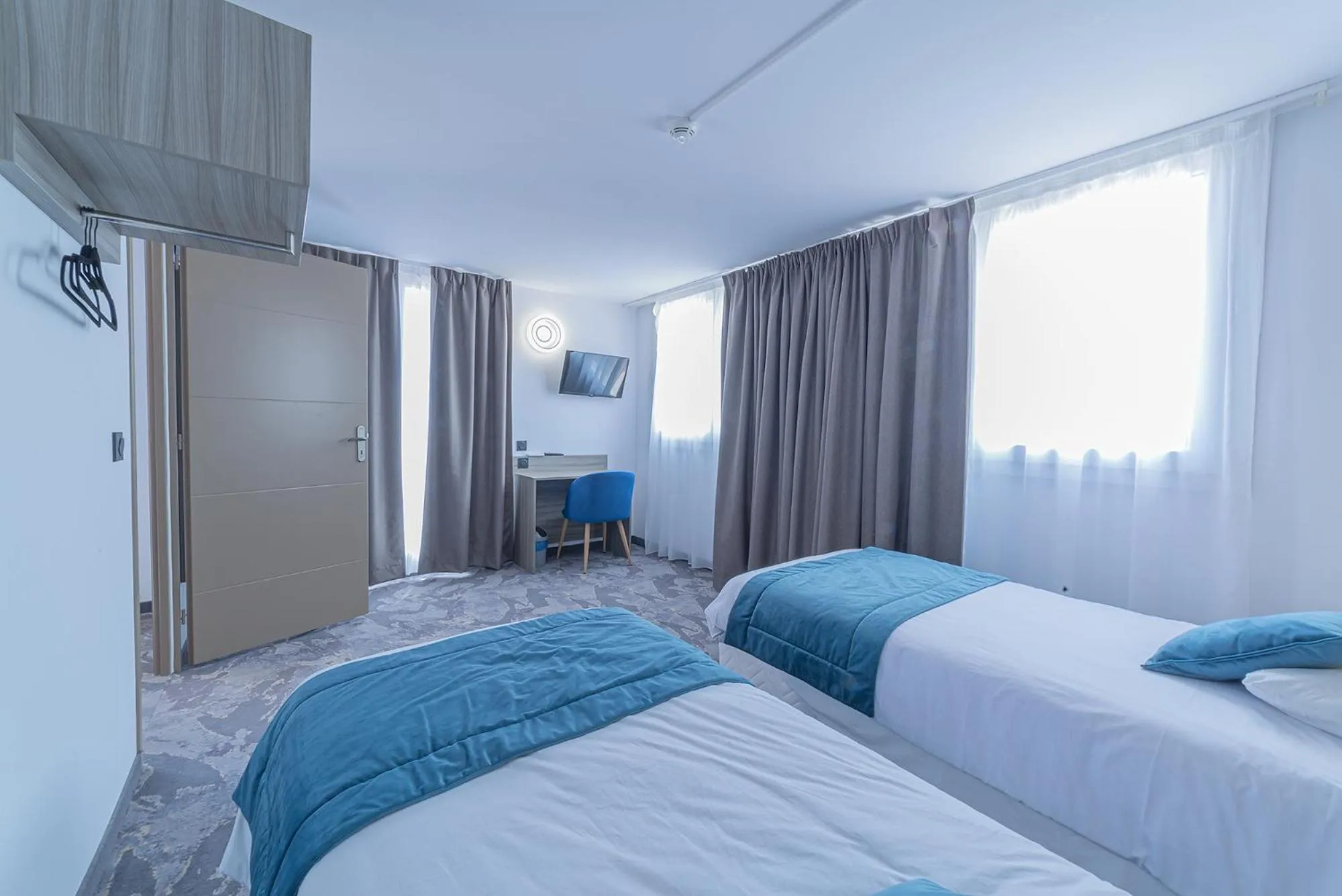 Bed in The Originals City, Relax'Otel & Spa, Le Barcarès