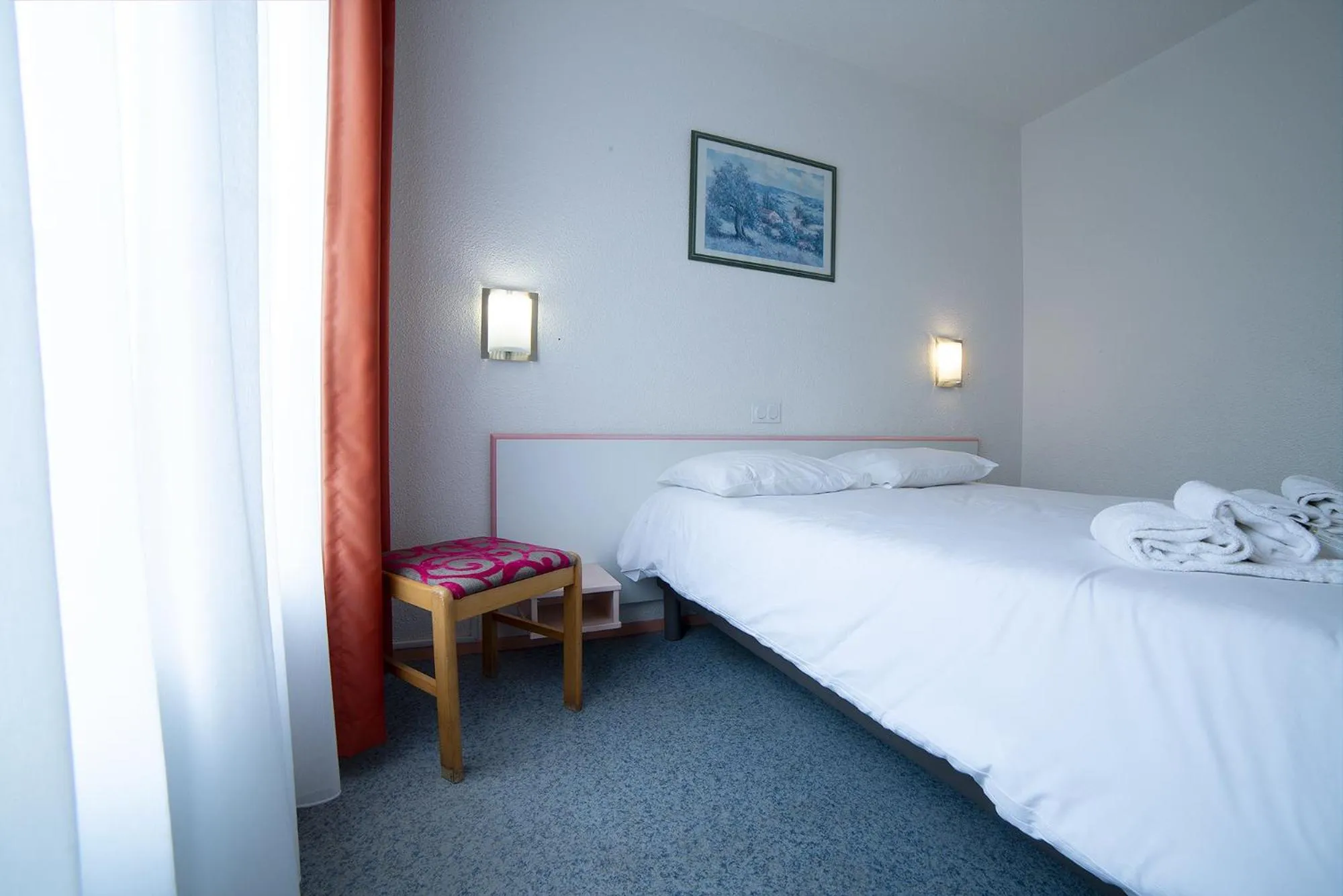 Bed in The Originals City, Relax'Otel & Spa, Le Barcarès